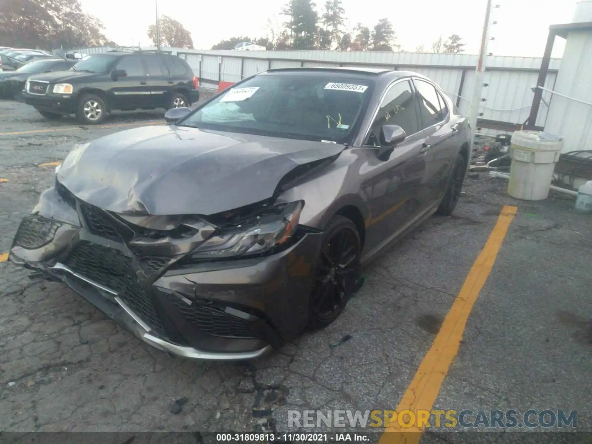 2 Photograph of a damaged car 4T1K61AK4MU424711 TOYOTA CAMRY 2021