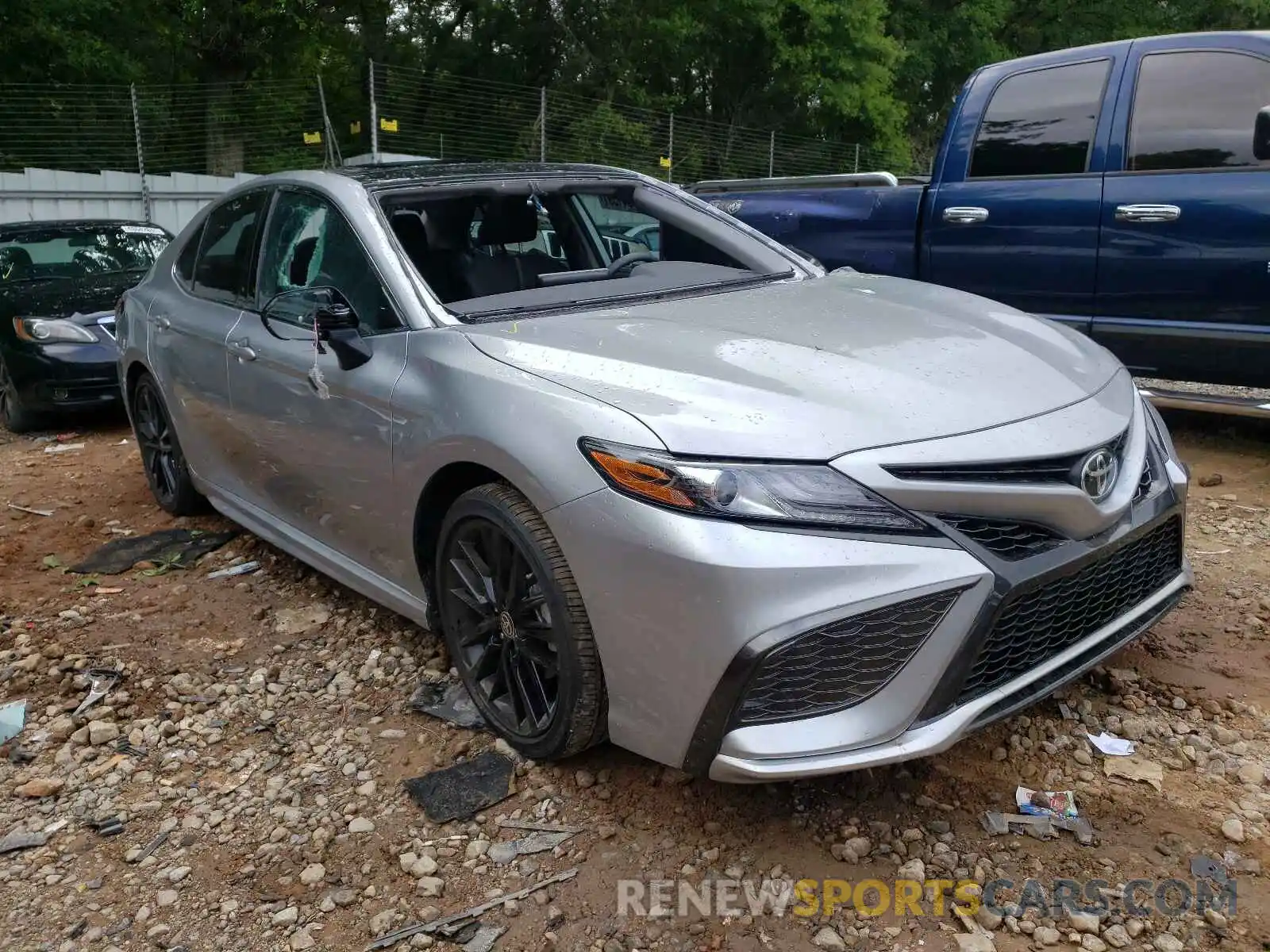 1 Photograph of a damaged car 4T1K61AK4MU539681 TOYOTA CAMRY 2021