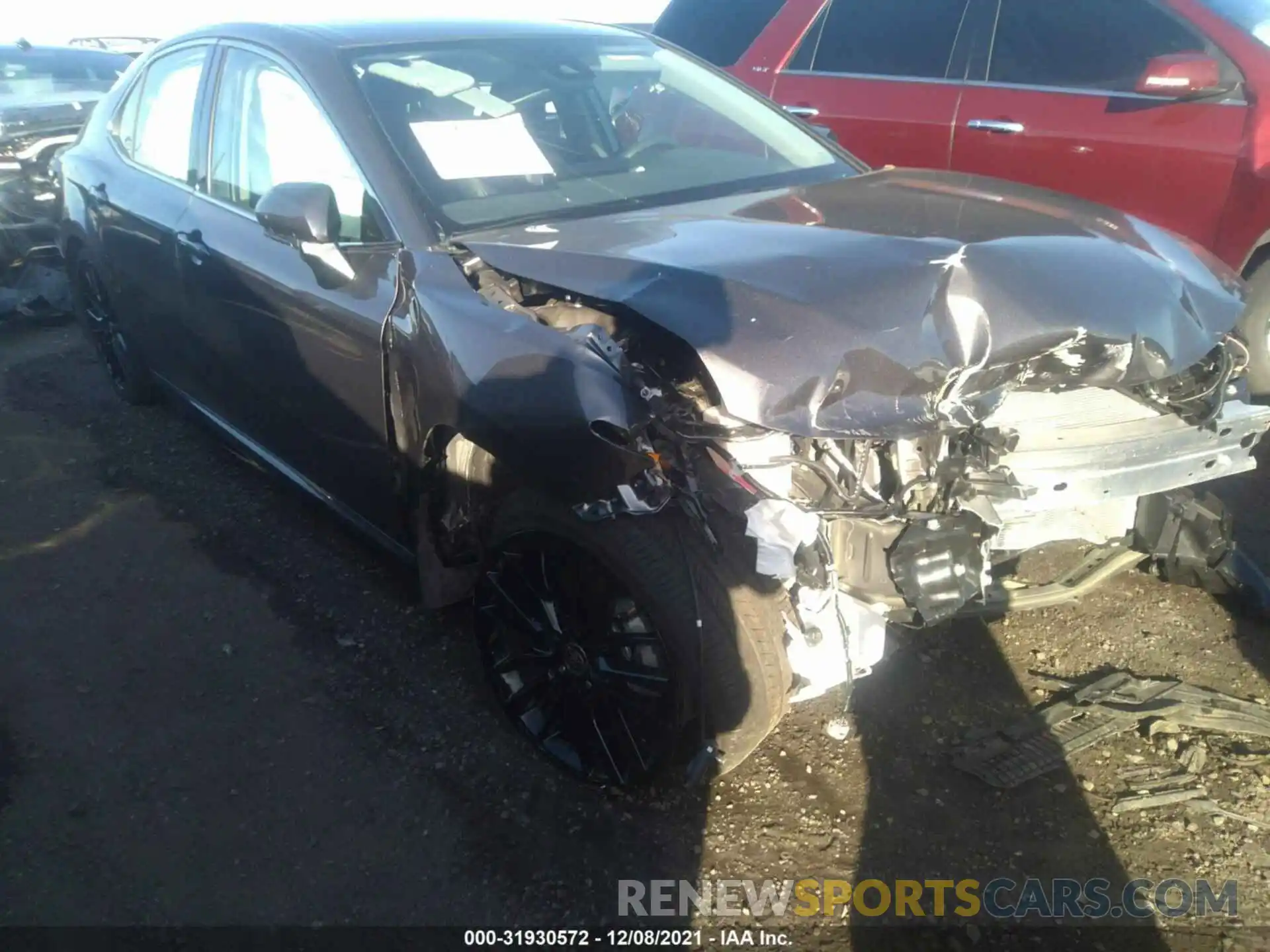 1 Photograph of a damaged car 4T1K61AK4MU610040 TOYOTA CAMRY 2021