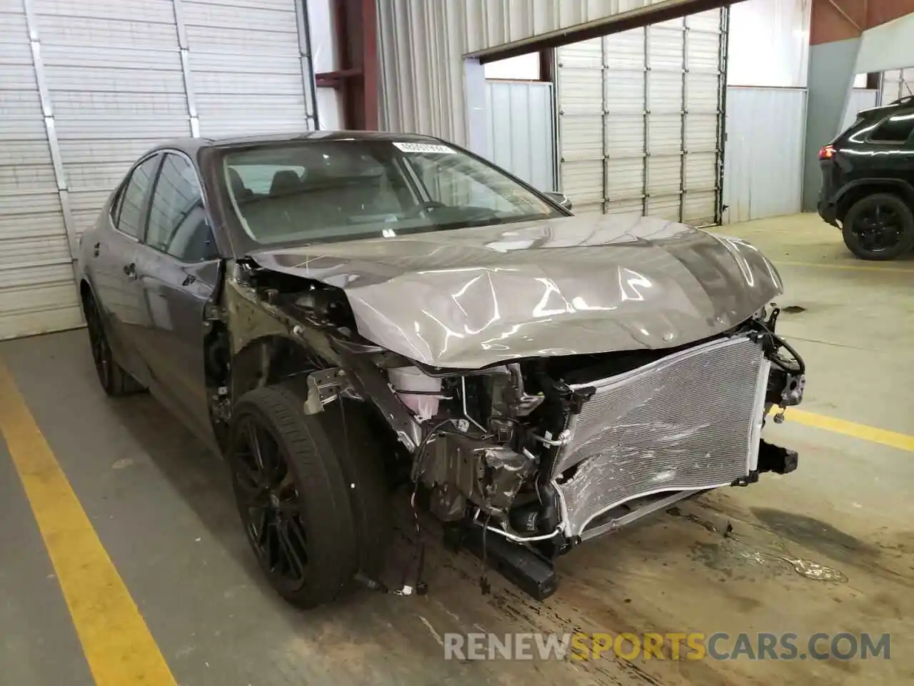 1 Photograph of a damaged car 4T1K61AK4MU617151 TOYOTA CAMRY 2021