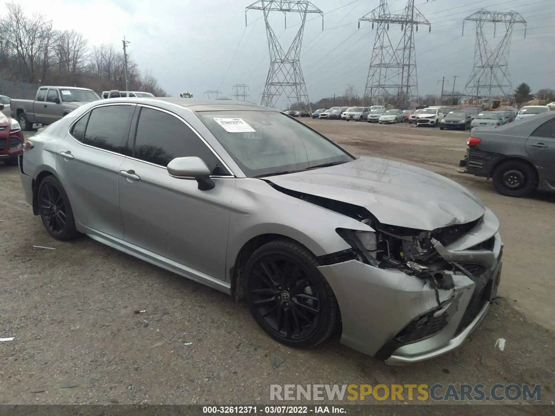 1 Photograph of a damaged car 4T1K61AK5MU417315 TOYOTA CAMRY 2021