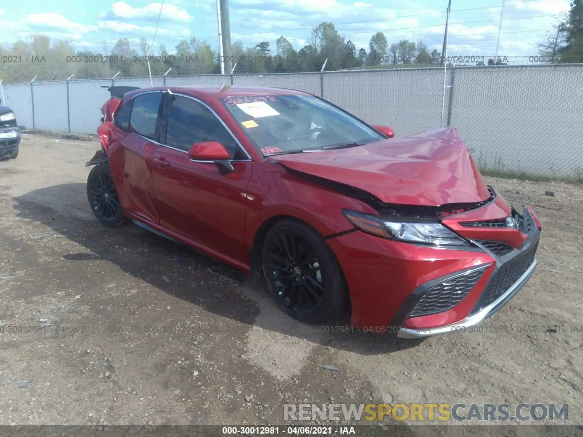 1 Photograph of a damaged car 4T1K61AK5MU424622 TOYOTA CAMRY 2021