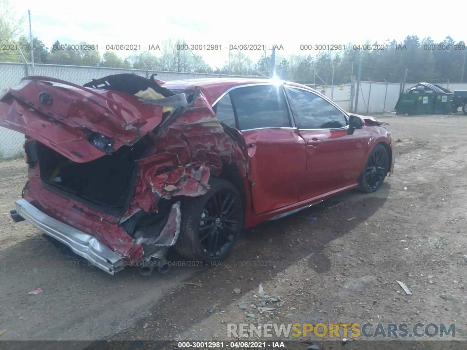 4 Photograph of a damaged car 4T1K61AK5MU424622 TOYOTA CAMRY 2021