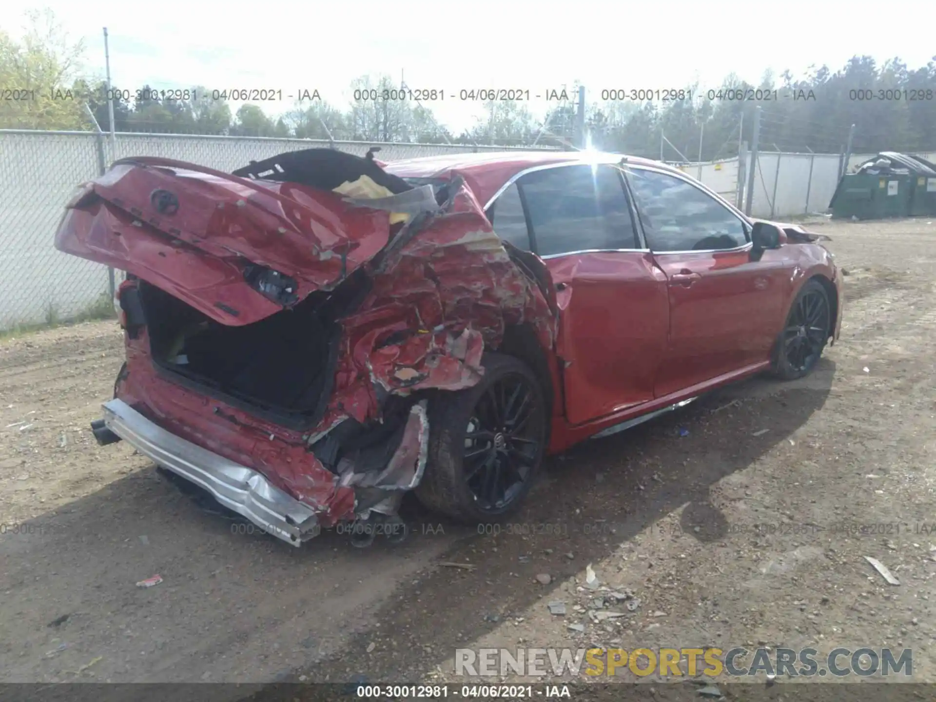 6 Photograph of a damaged car 4T1K61AK5MU424622 TOYOTA CAMRY 2021