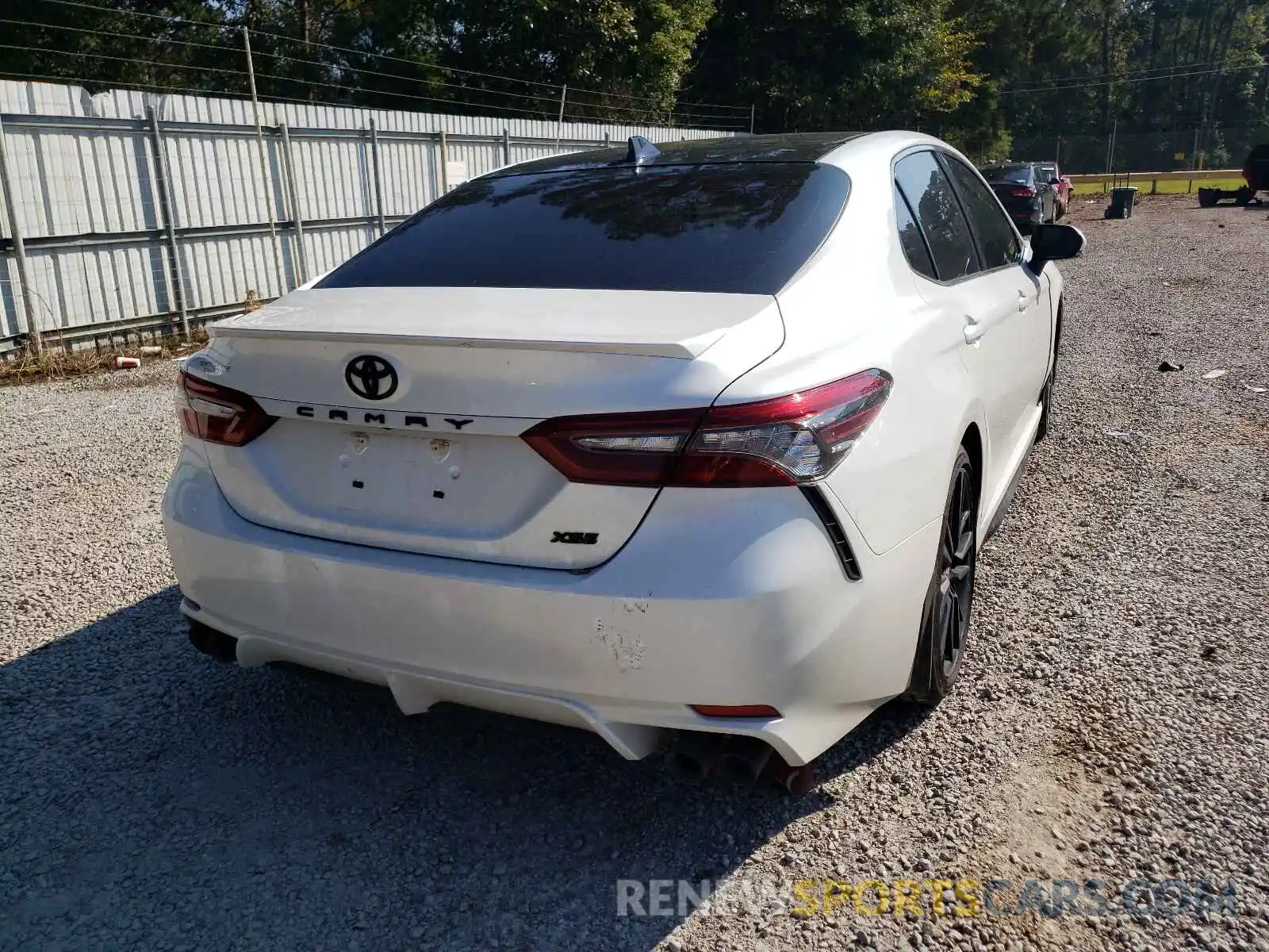 4 Photograph of a damaged car 4T1K61AK5MU425740 TOYOTA CAMRY 2021