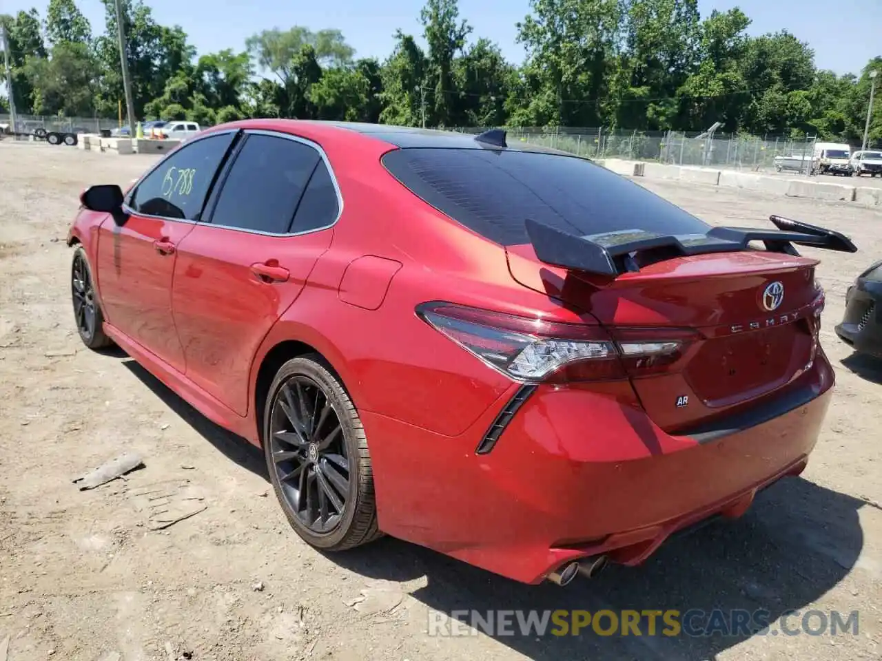 3 Photograph of a damaged car 4T1K61AK5MU481970 TOYOTA CAMRY 2021