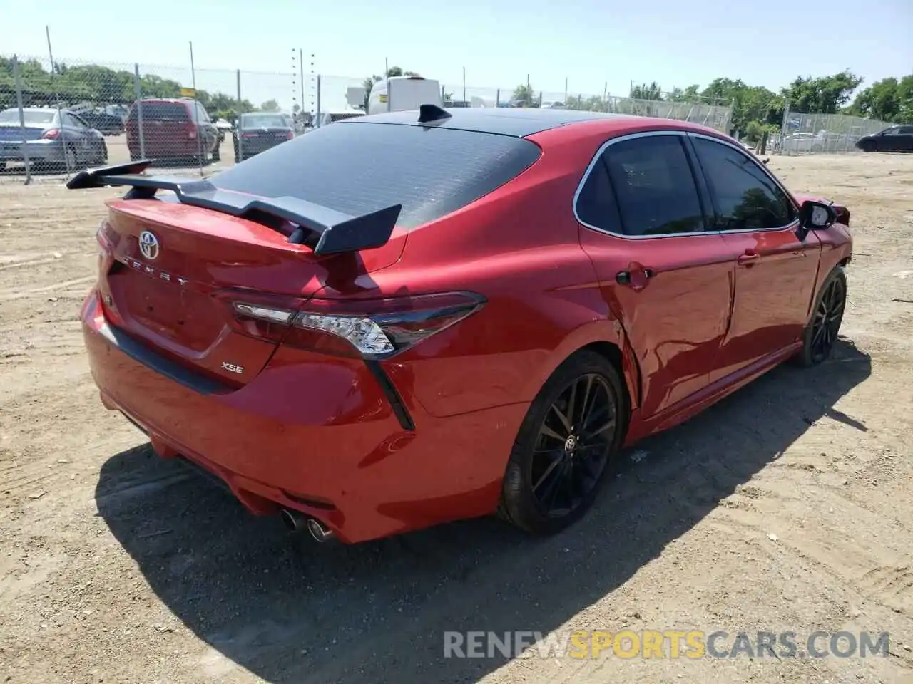 4 Photograph of a damaged car 4T1K61AK5MU481970 TOYOTA CAMRY 2021