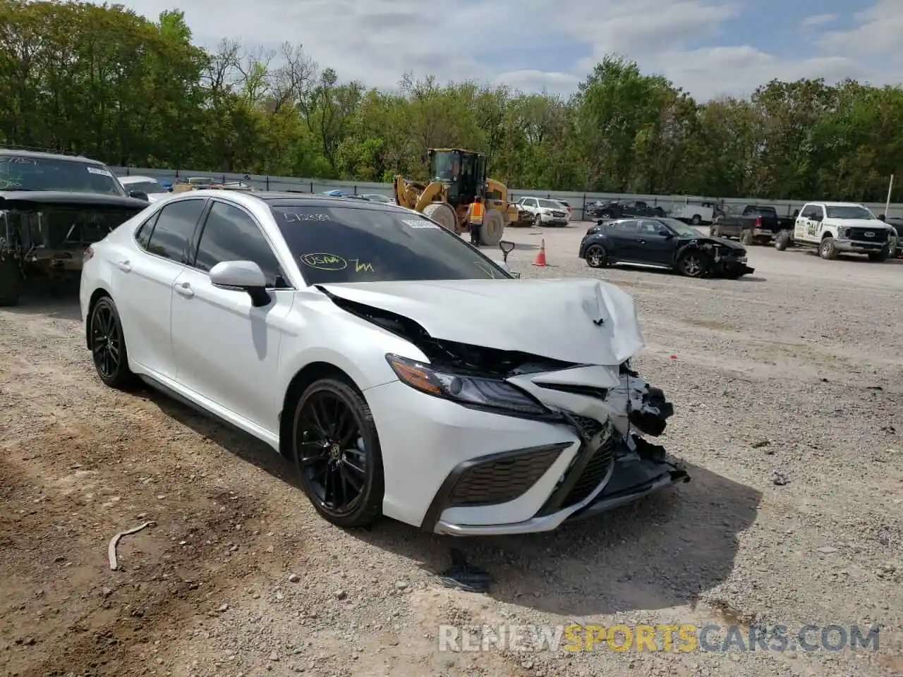 1 Photograph of a damaged car 4T1K61AK5MU512389 TOYOTA CAMRY 2021