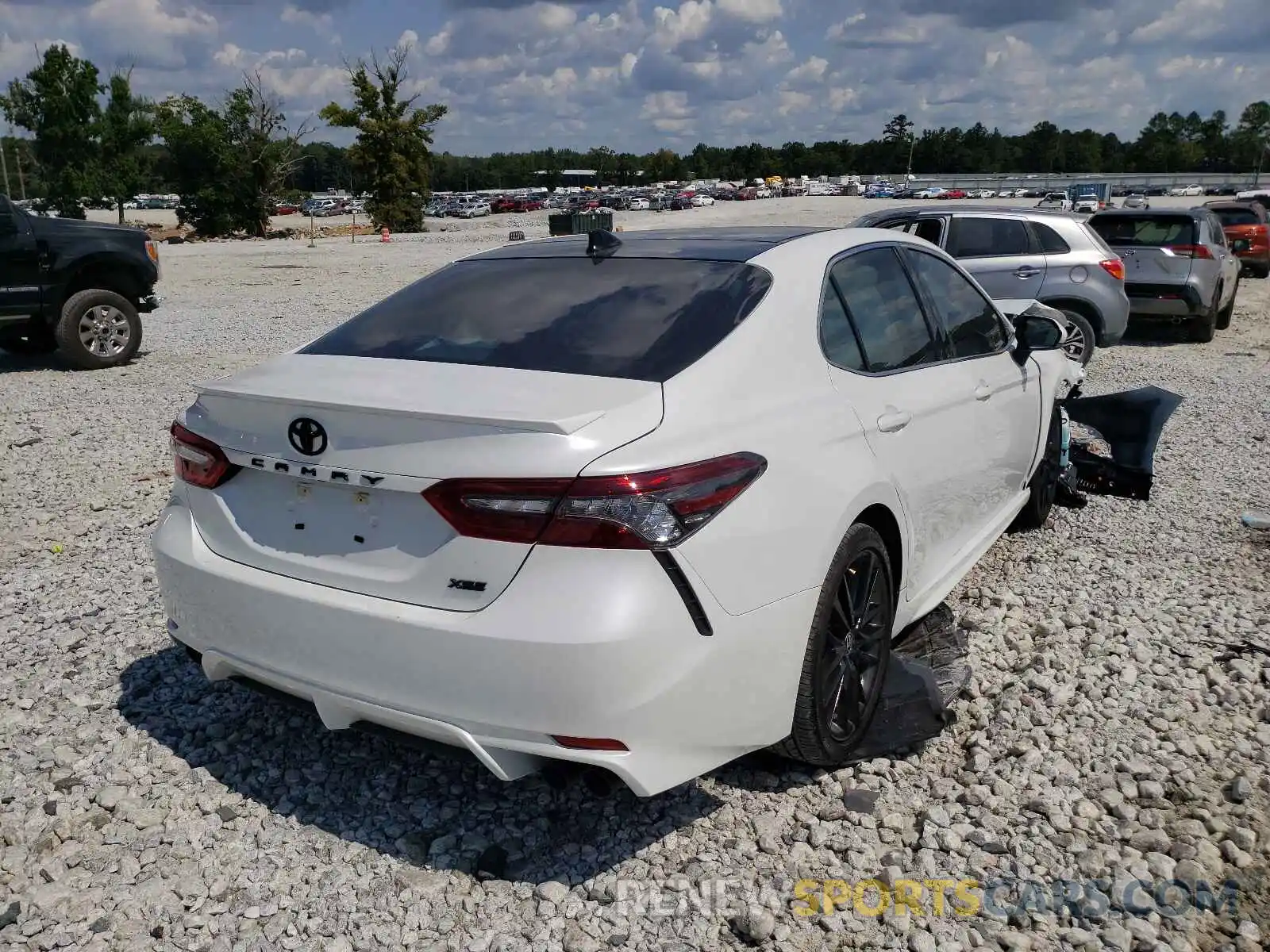 4 Photograph of a damaged car 4T1K61AK5MU574021 TOYOTA CAMRY 2021