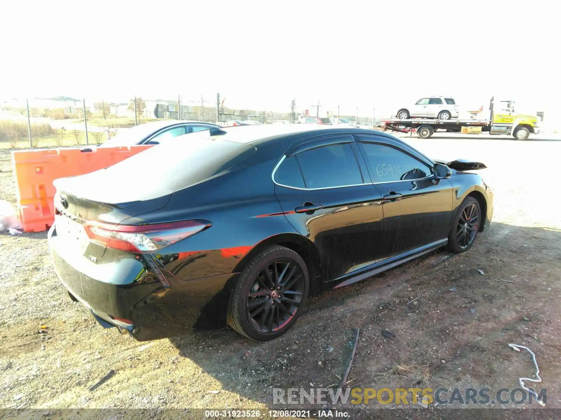 4 Photograph of a damaged car 4T1K61AK5MU579610 TOYOTA CAMRY 2021