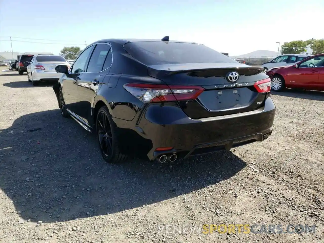 3 Photograph of a damaged car 4T1K61AK5MU592423 TOYOTA CAMRY 2021