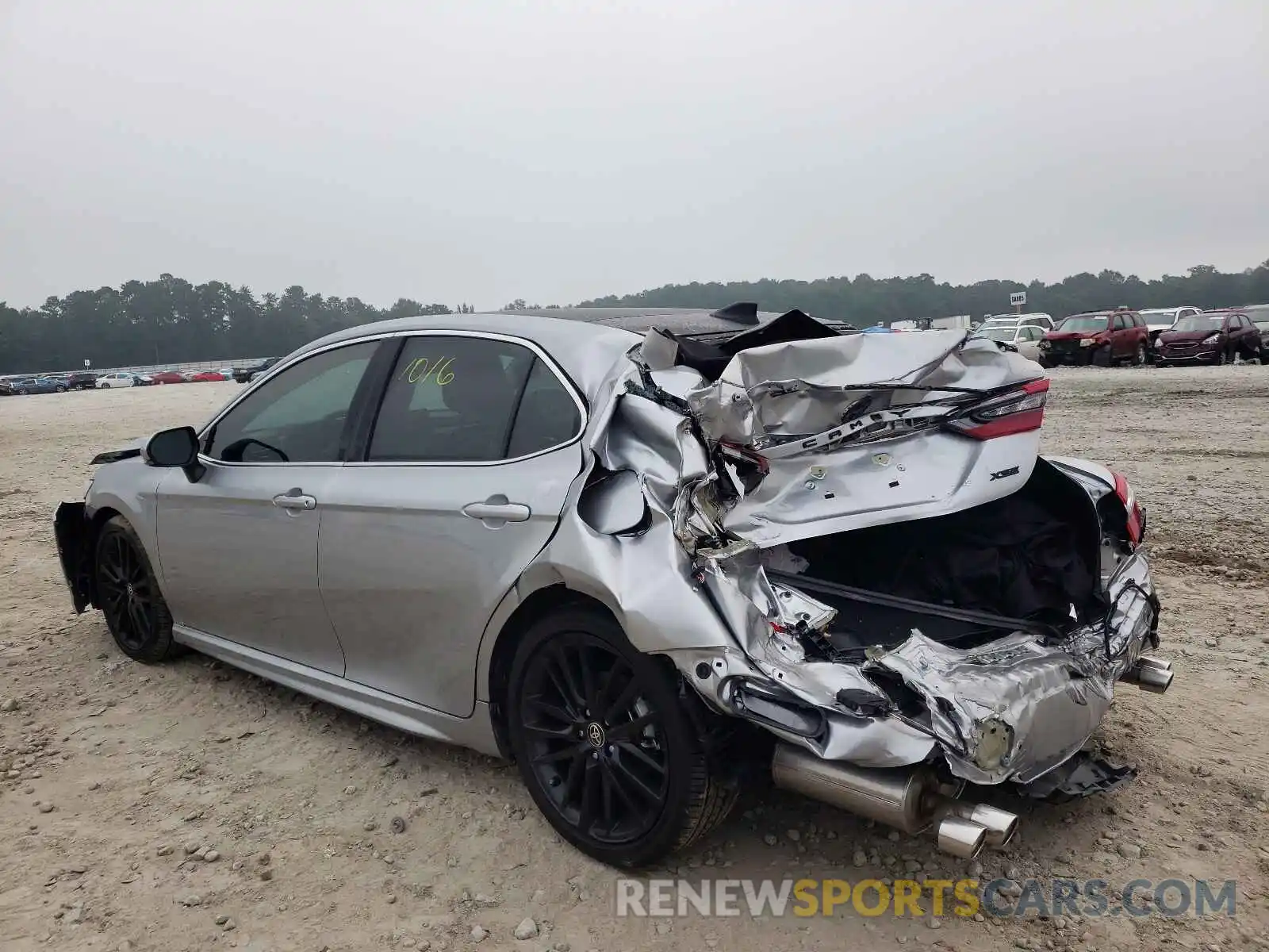 3 Photograph of a damaged car 4T1K61AK5MU609284 TOYOTA CAMRY 2021