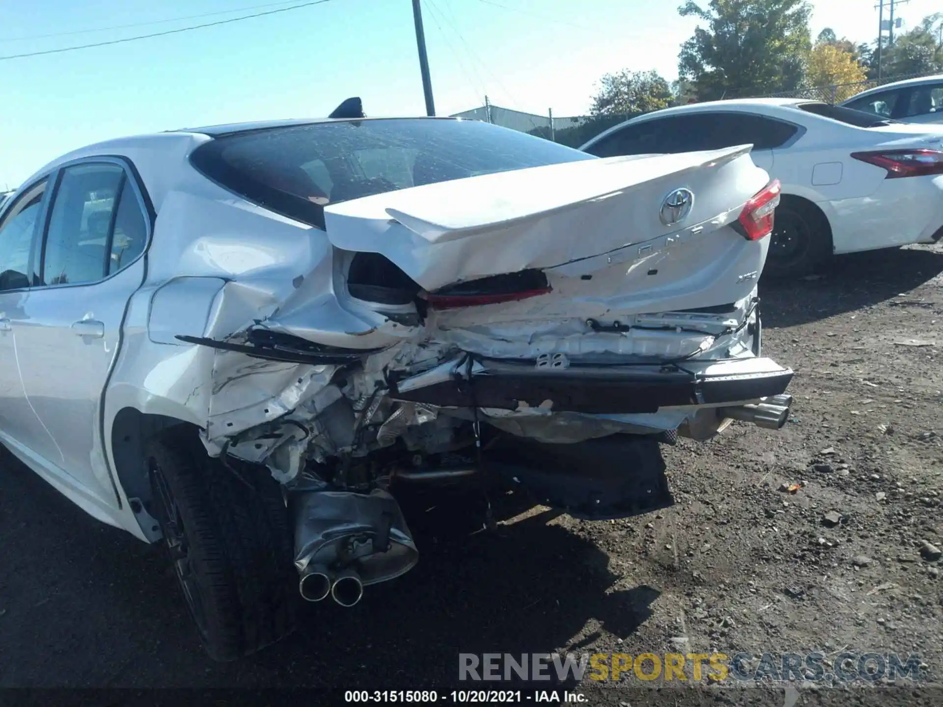 6 Photograph of a damaged car 4T1K61AK5MU610273 TOYOTA CAMRY 2021