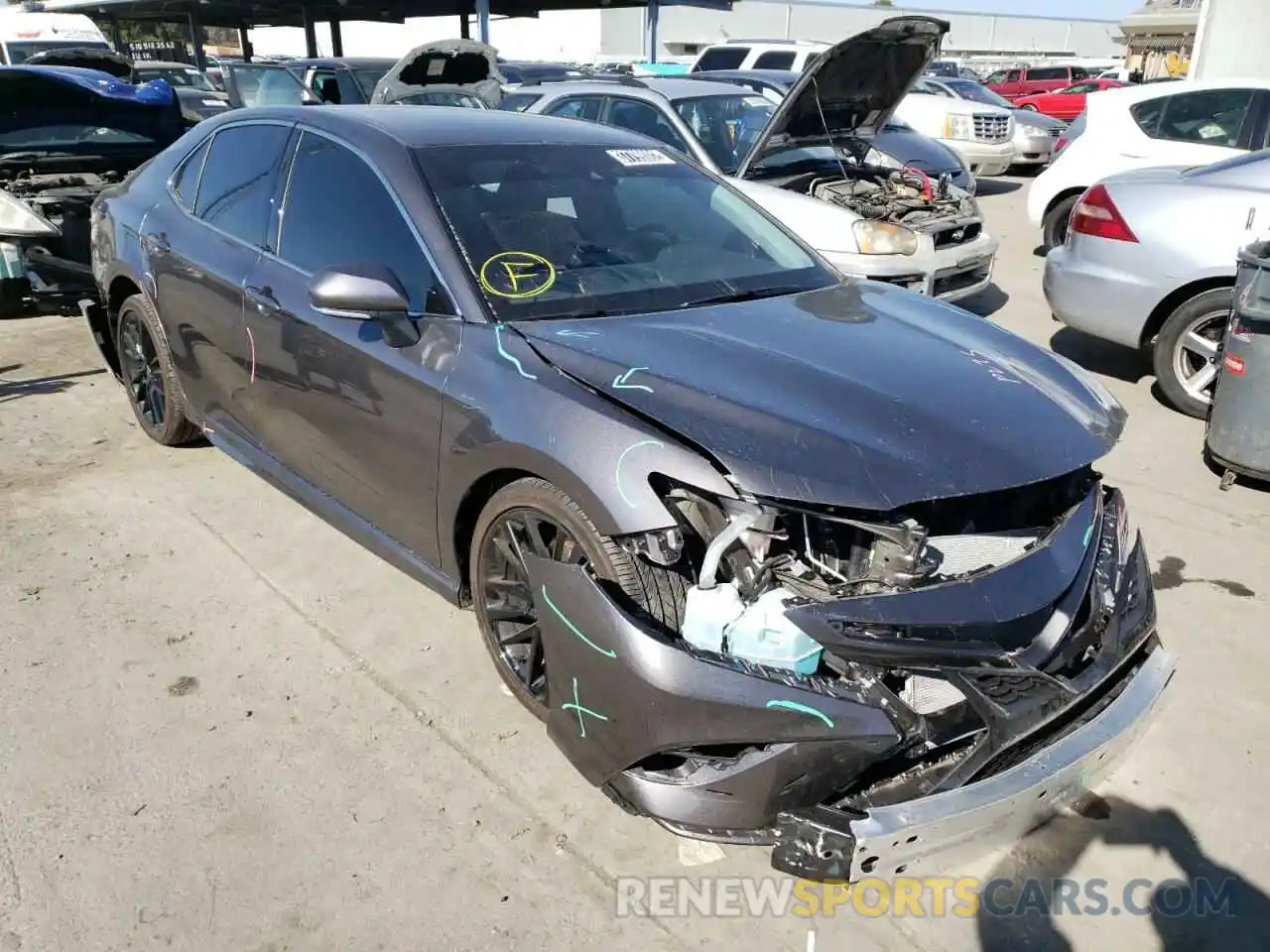 1 Photograph of a damaged car 4T1K61AK6MU422751 TOYOTA CAMRY 2021