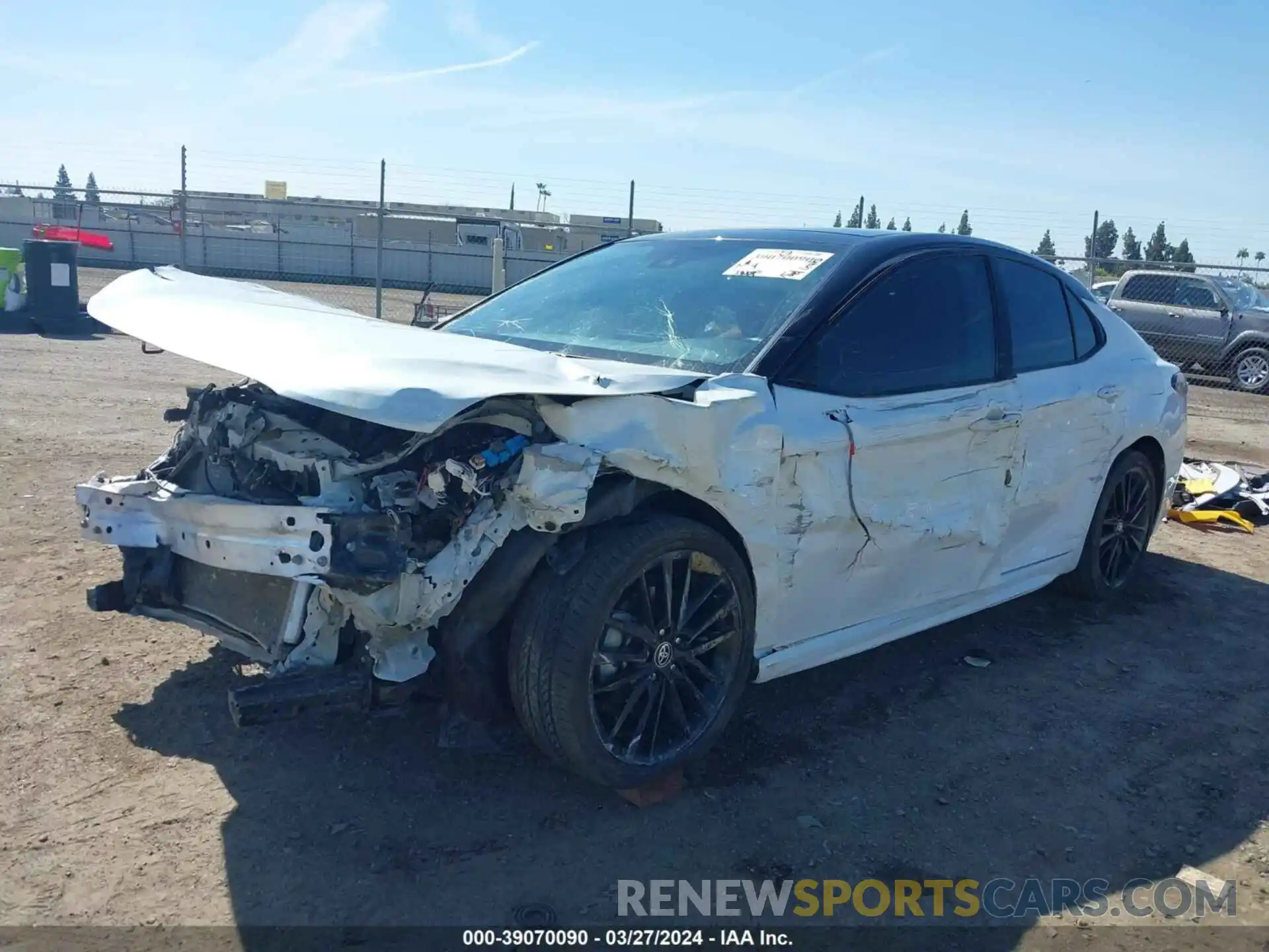 14 Photograph of a damaged car 4T1K61AK6MU433233 TOYOTA CAMRY 2021