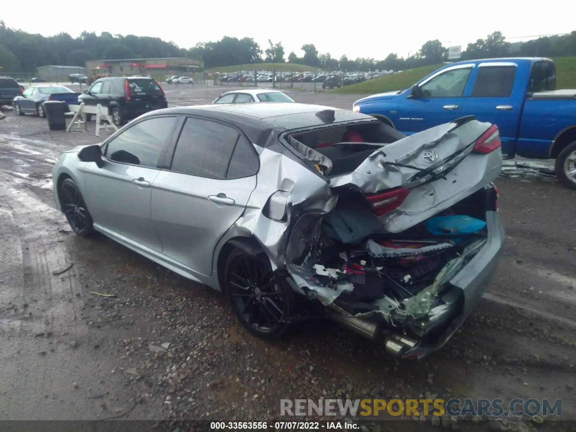 3 Photograph of a damaged car 4T1K61AK6MU437539 TOYOTA CAMRY 2021