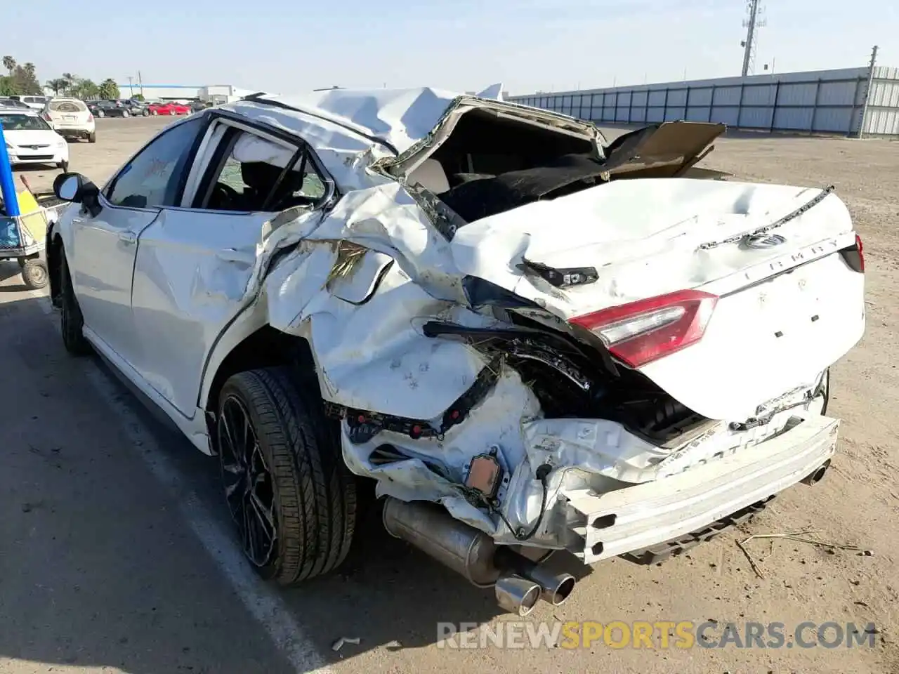 3 Photograph of a damaged car 4T1K61AK6MU452168 TOYOTA CAMRY 2021