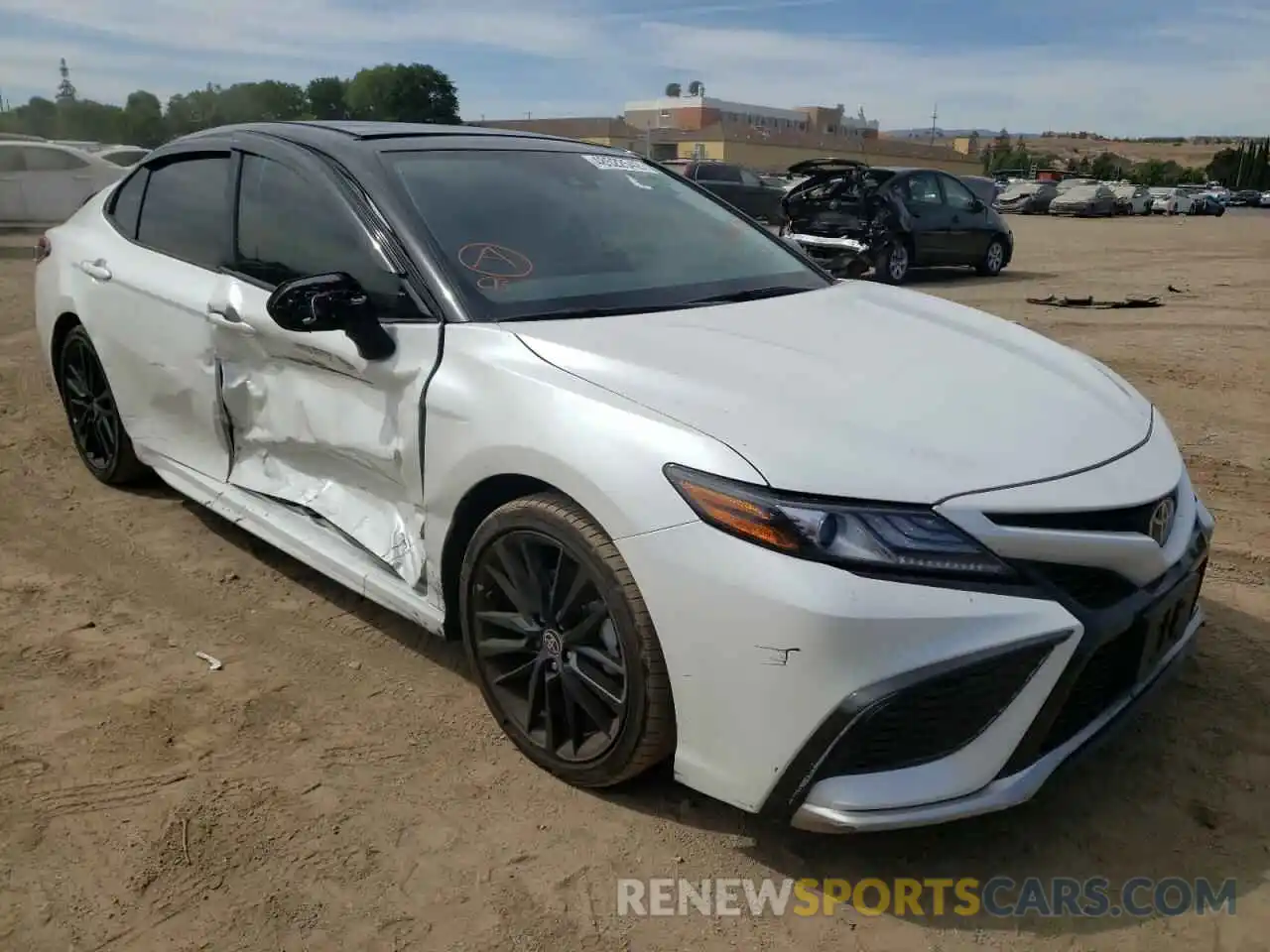 1 Photograph of a damaged car 4T1K61AK6MU466524 TOYOTA CAMRY 2021