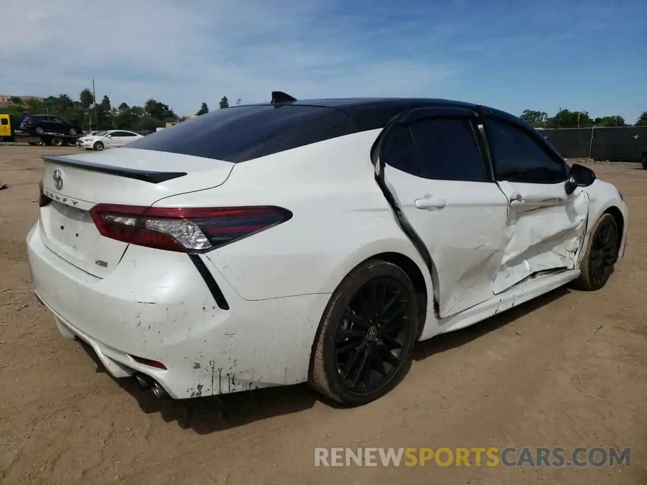 4 Photograph of a damaged car 4T1K61AK6MU466524 TOYOTA CAMRY 2021