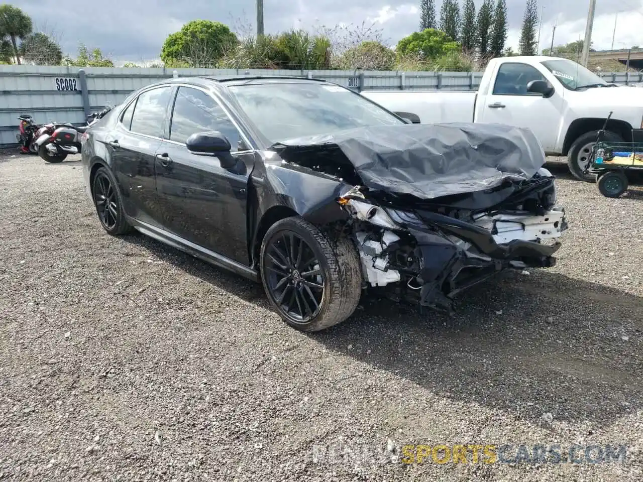 1 Photograph of a damaged car 4T1K61AK6MU475658 TOYOTA CAMRY 2021