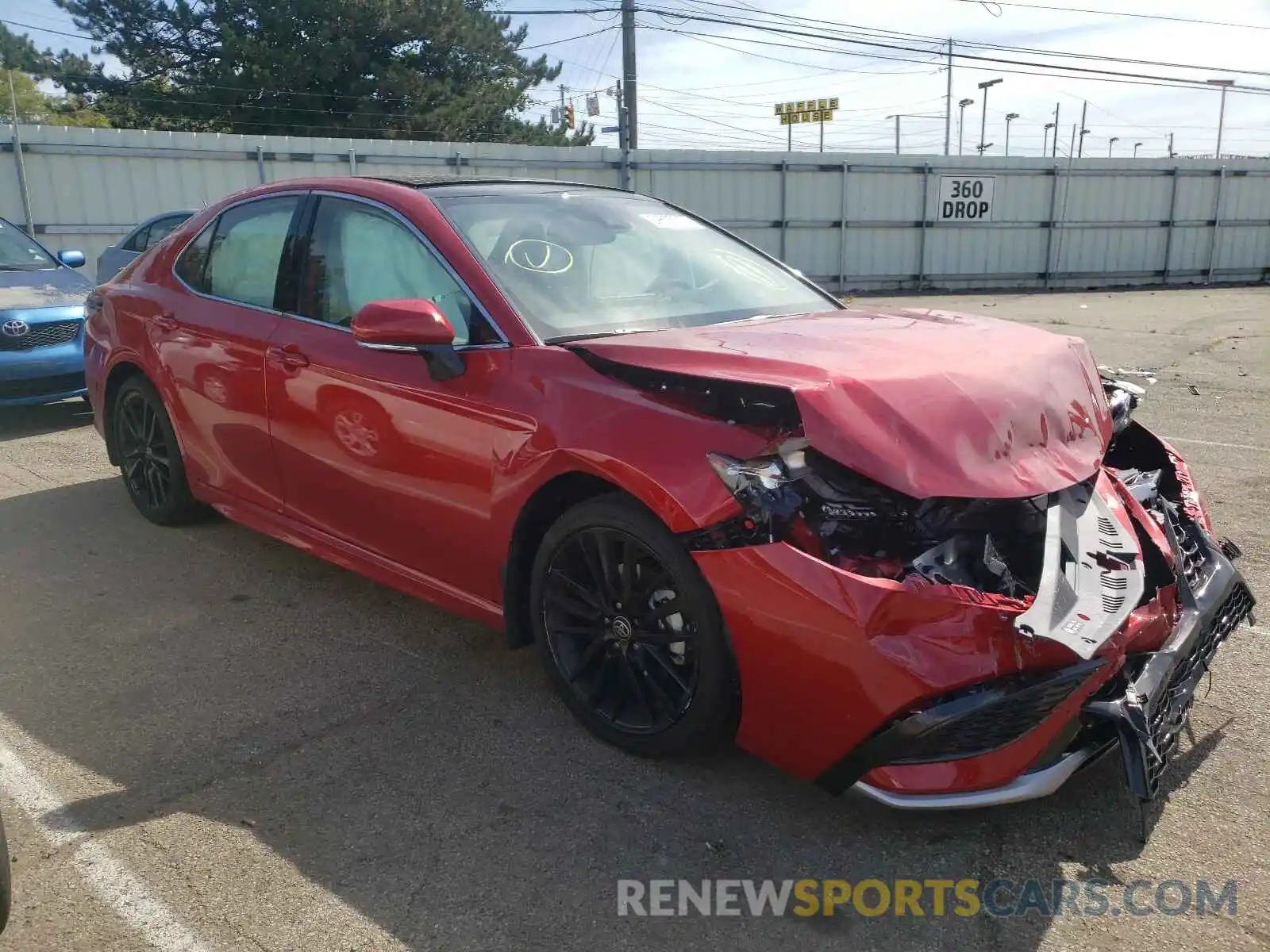 1 Photograph of a damaged car 4T1K61AK6MU493898 TOYOTA CAMRY 2021