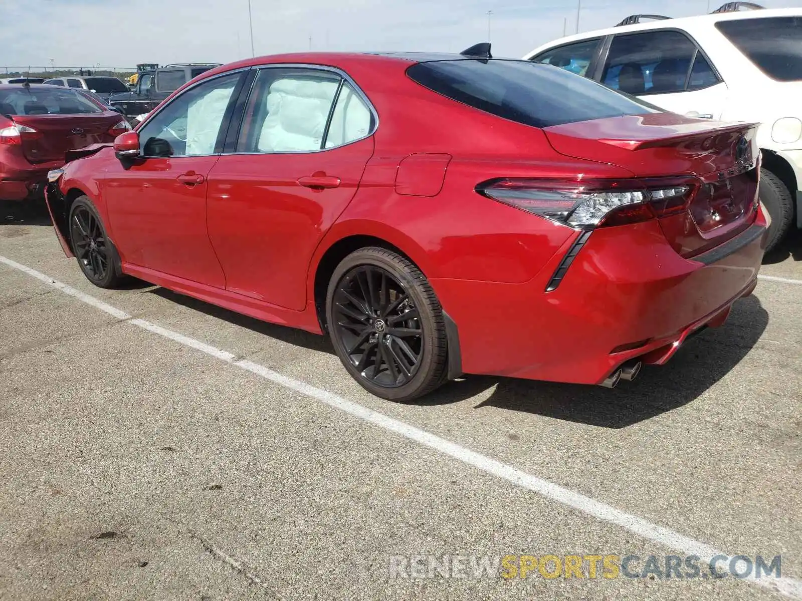 3 Photograph of a damaged car 4T1K61AK6MU493898 TOYOTA CAMRY 2021