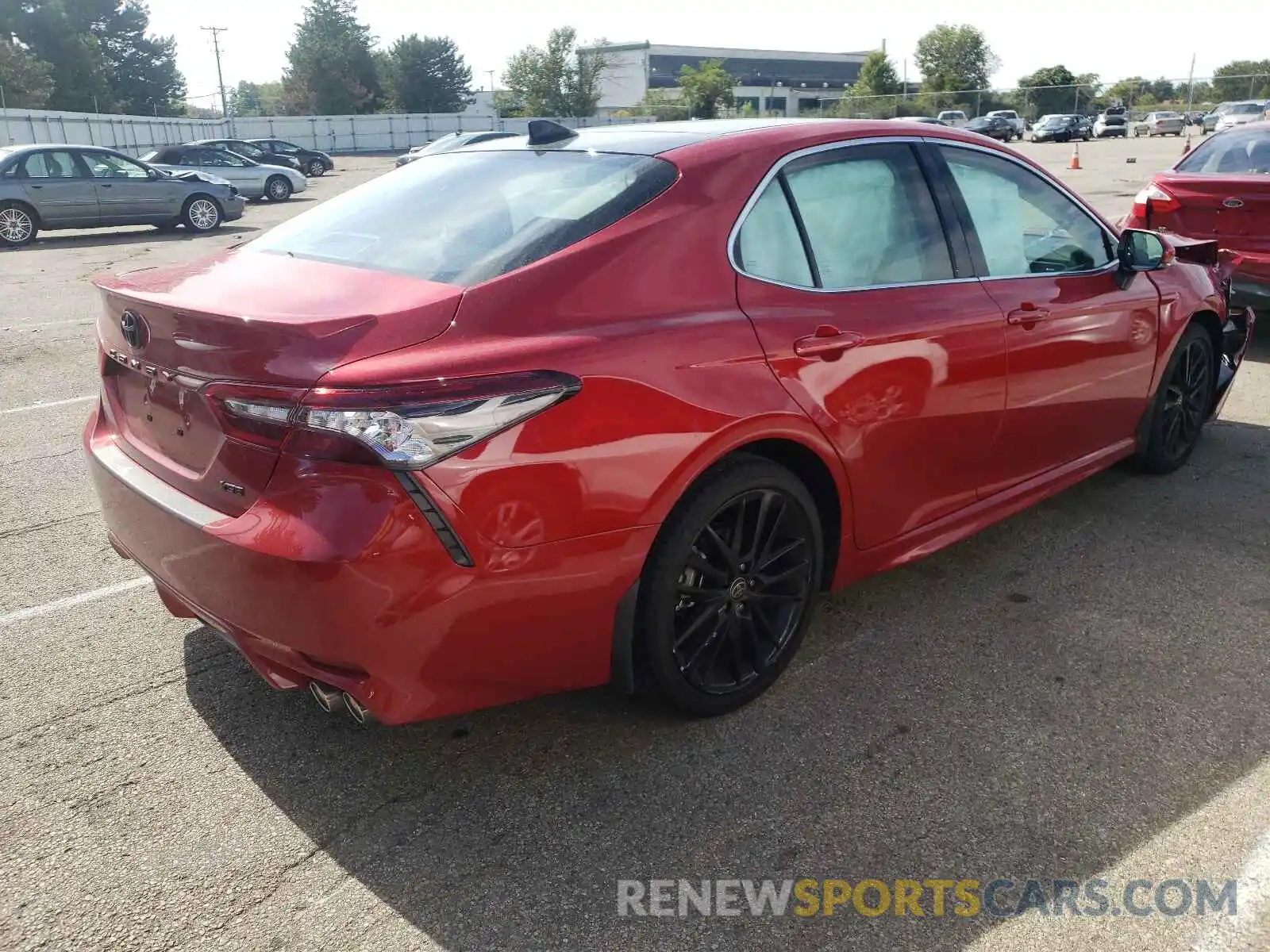 4 Photograph of a damaged car 4T1K61AK6MU493898 TOYOTA CAMRY 2021