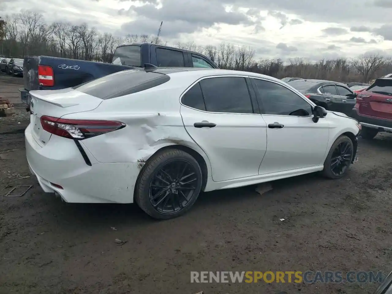 3 Photograph of a damaged car 4T1K61AK6MU517908 TOYOTA CAMRY 2021