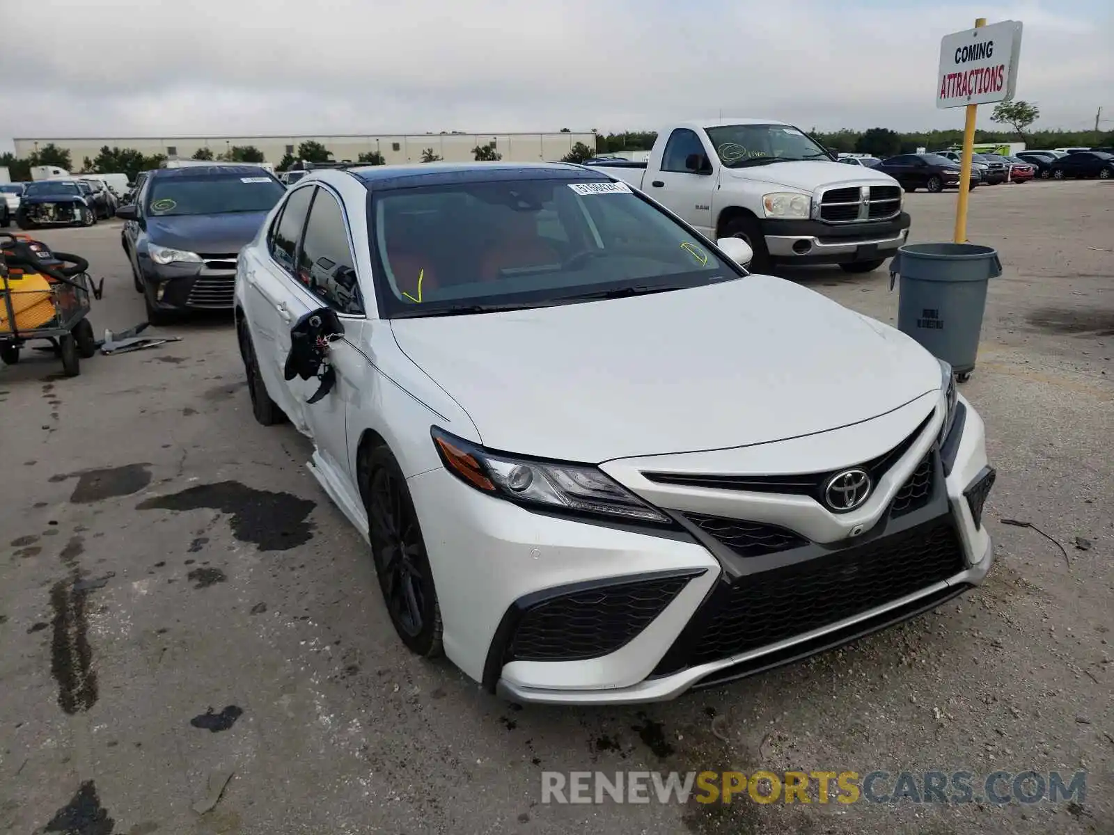 1 Photograph of a damaged car 4T1K61AK6MU532845 TOYOTA CAMRY 2021