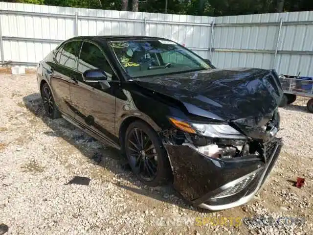 1 Photograph of a damaged car 4T1K61AK6MU533753 TOYOTA CAMRY 2021