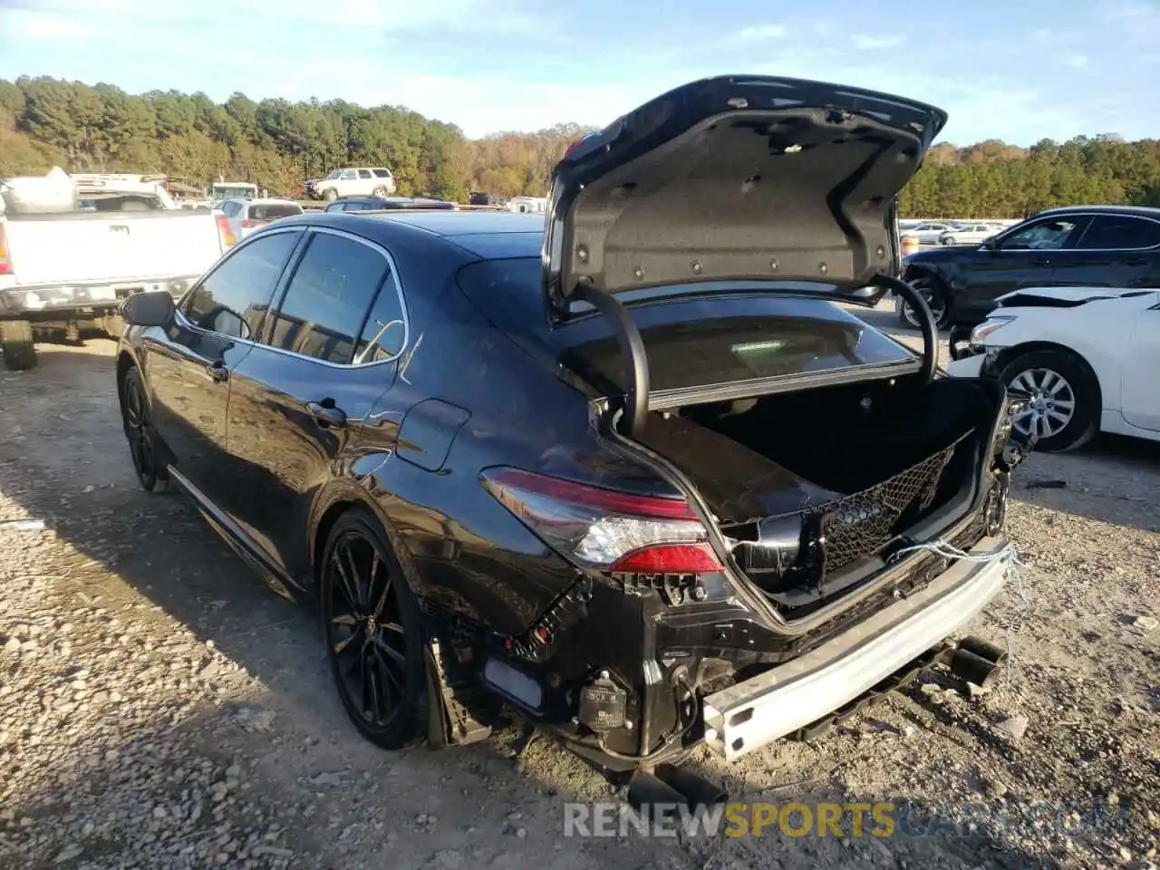 3 Photograph of a damaged car 4T1K61AK6MU540606 TOYOTA CAMRY 2021