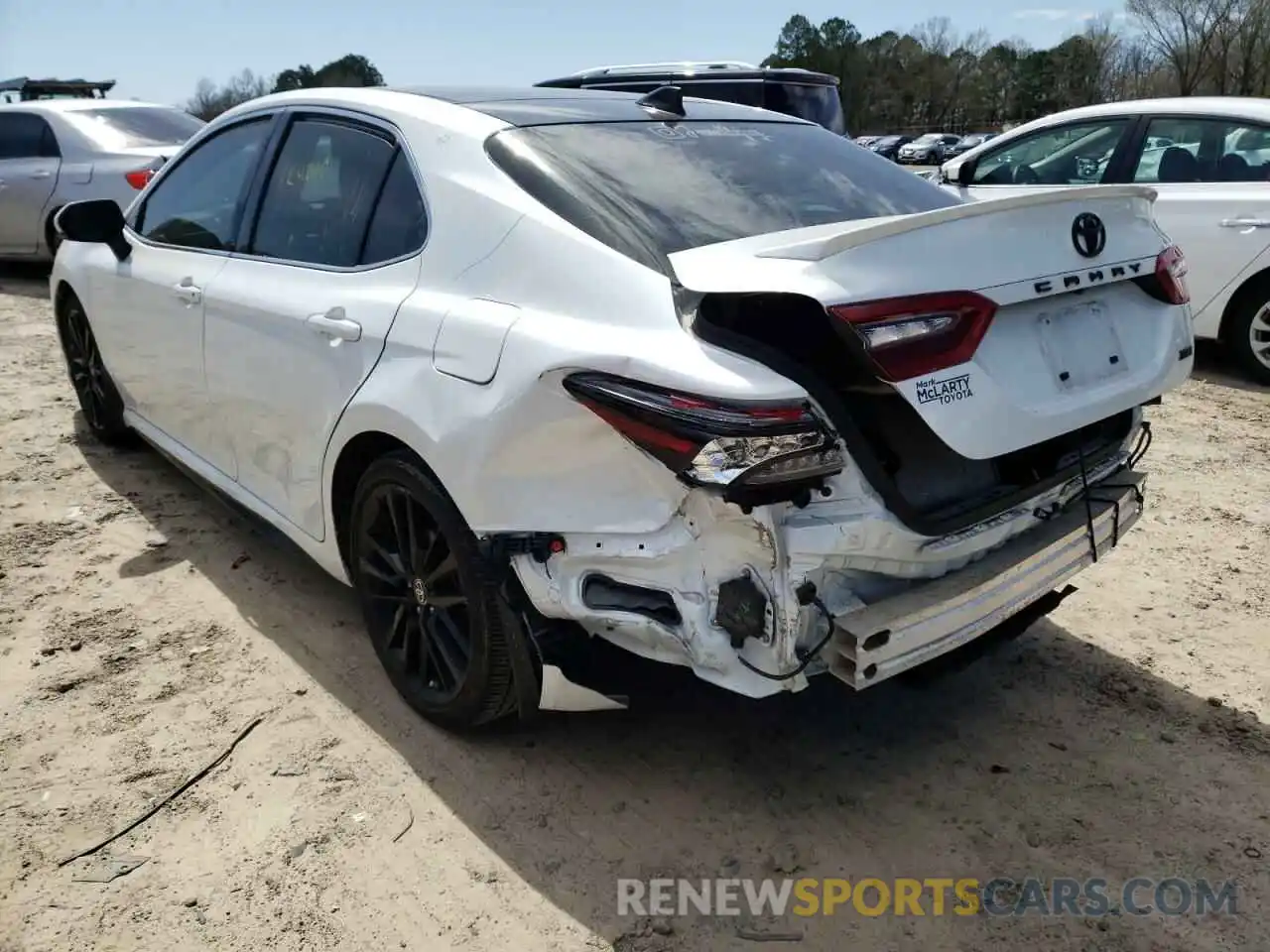 3 Photograph of a damaged car 4T1K61AK6MU585268 TOYOTA CAMRY 2021