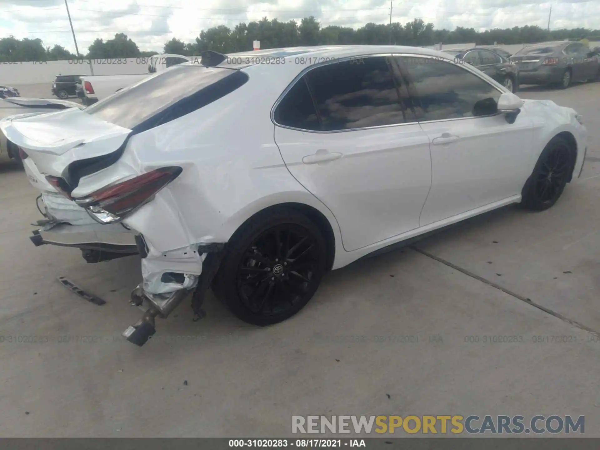 4 Photograph of a damaged car 4T1K61AK6MU597193 TOYOTA CAMRY 2021