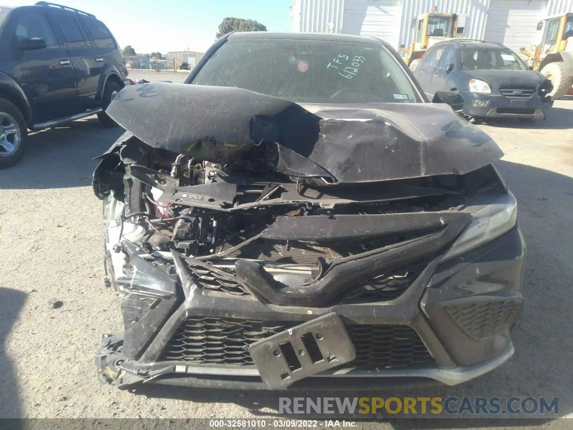 6 Photograph of a damaged car 4T1K61AK6MU612033 TOYOTA CAMRY 2021