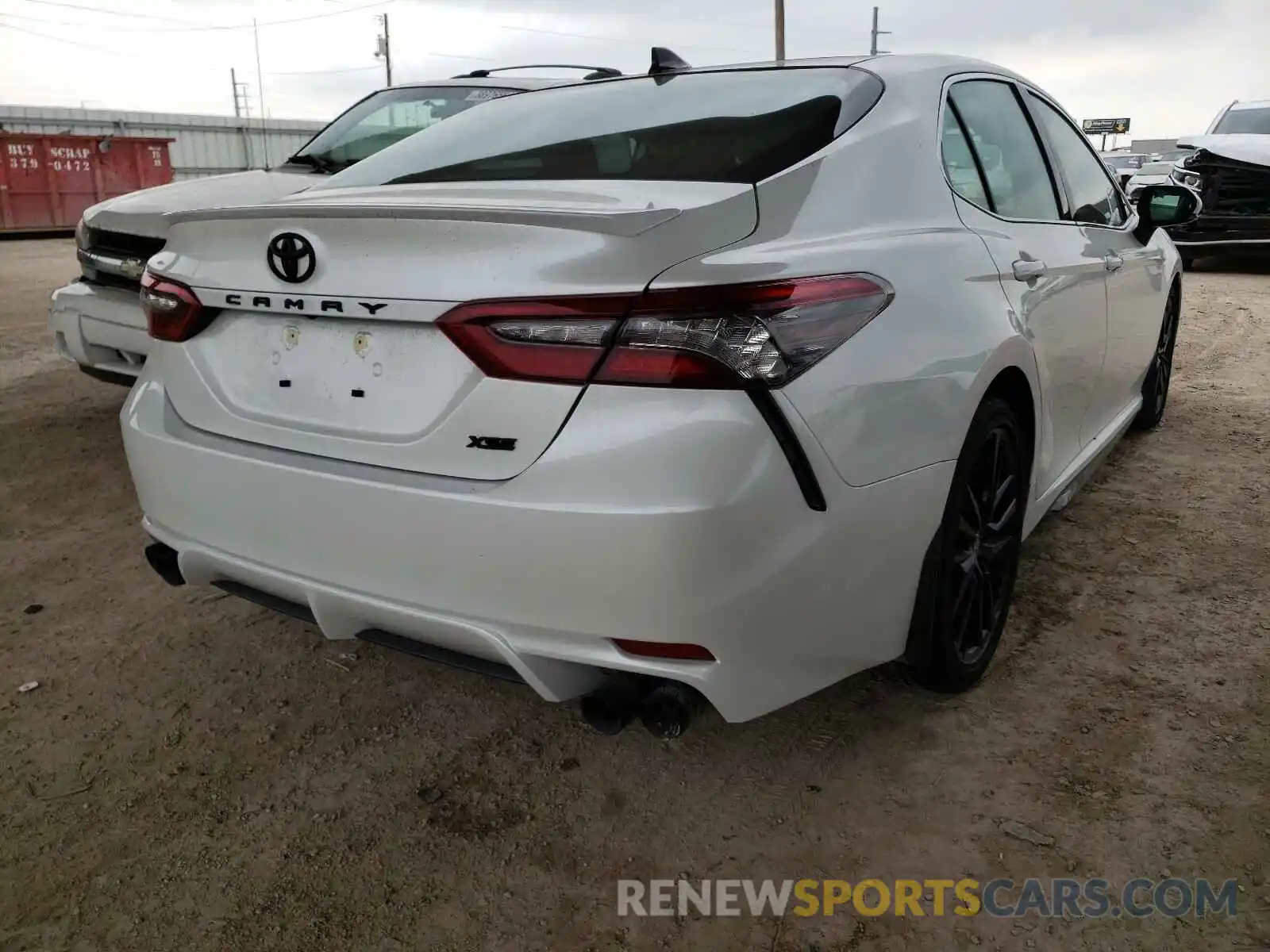 4 Photograph of a damaged car 4T1K61AK7MU427117 TOYOTA CAMRY 2021