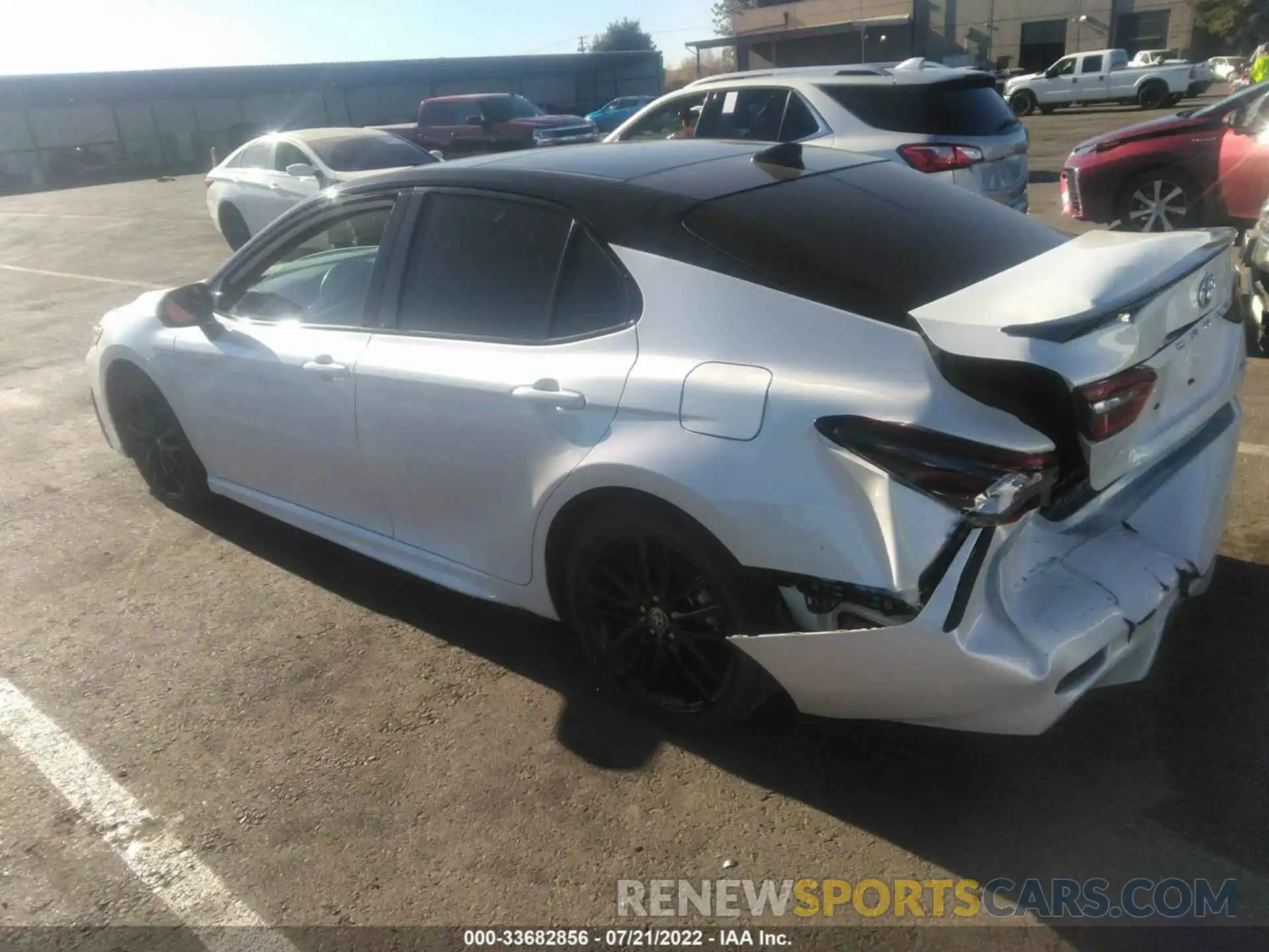 3 Photograph of a damaged car 4T1K61AK7MU453782 TOYOTA CAMRY 2021