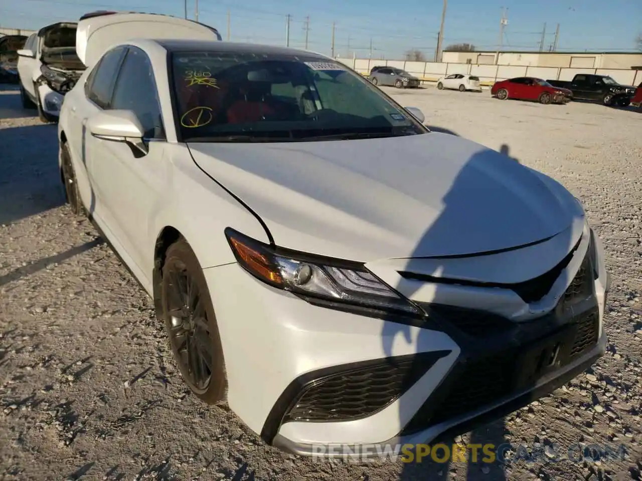 1 Photograph of a damaged car 4T1K61AK7MU469559 TOYOTA CAMRY 2021