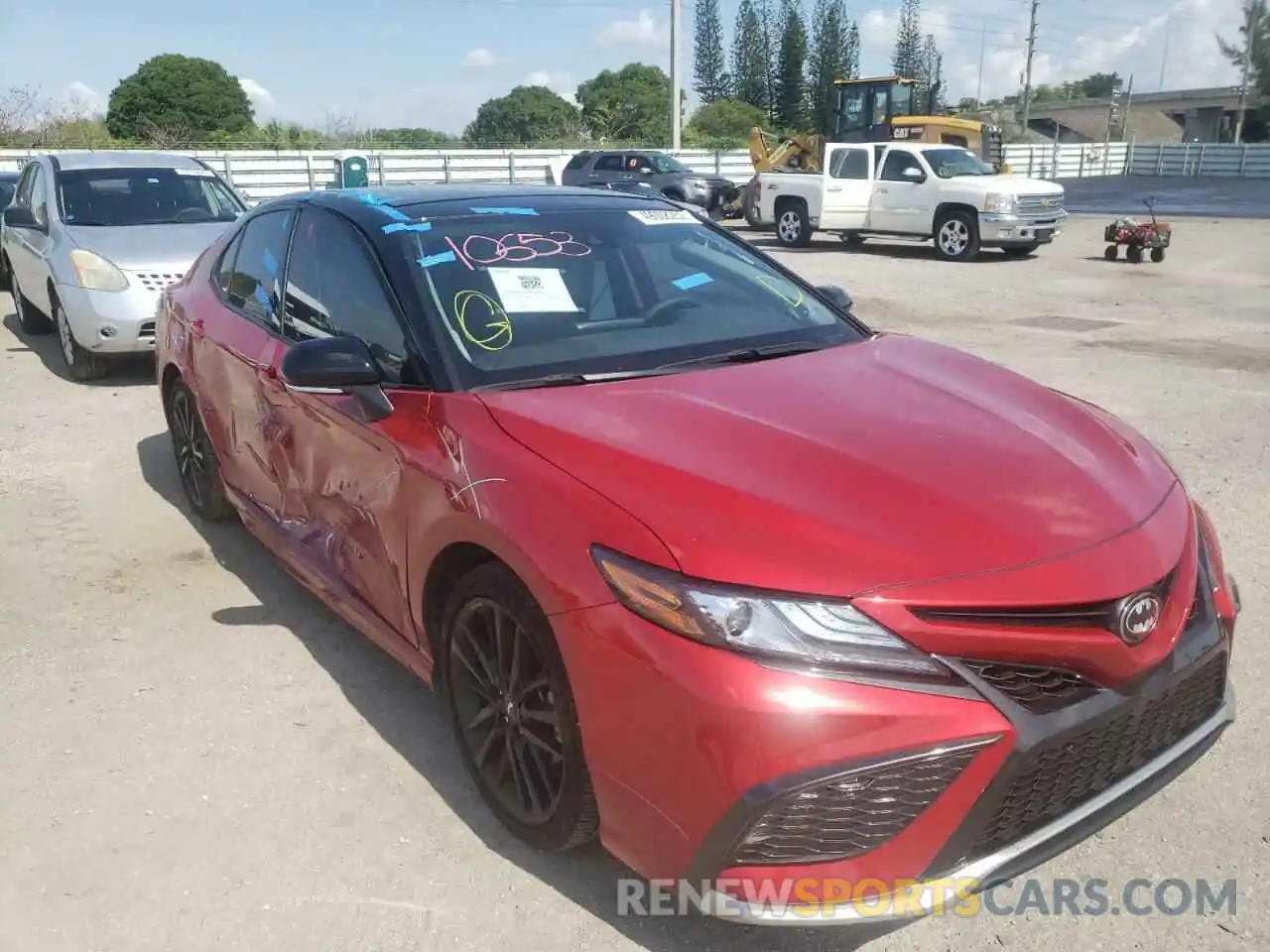 1 Photograph of a damaged car 4T1K61AK7MU480609 TOYOTA CAMRY 2021