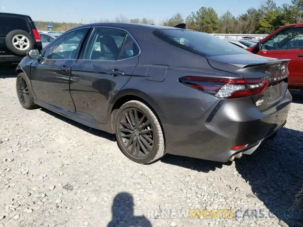 3 Photograph of a damaged car 4T1K61AK7MU532286 TOYOTA CAMRY 2021