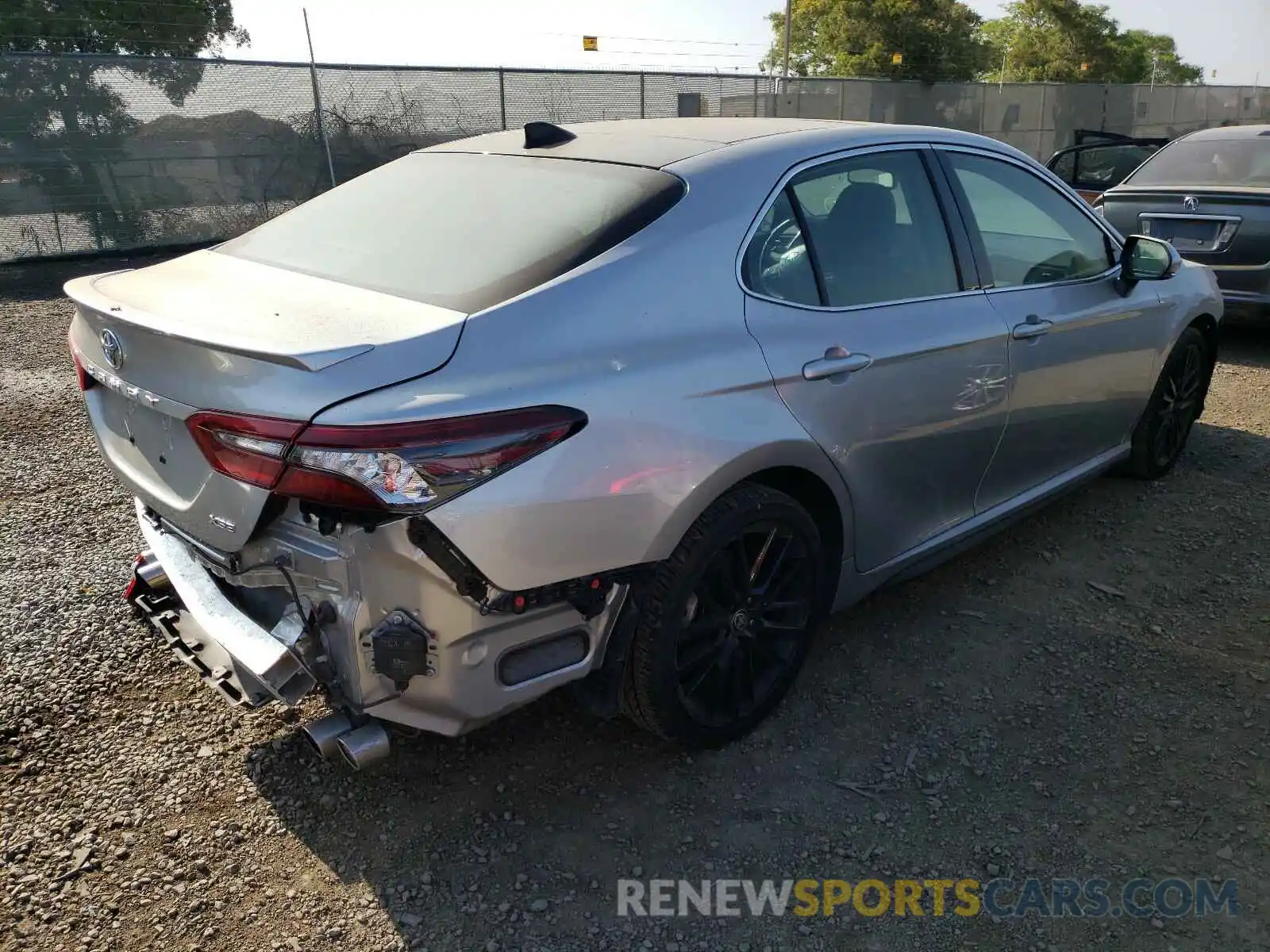 4 Photograph of a damaged car 4T1K61AK7MU534362 TOYOTA CAMRY 2021