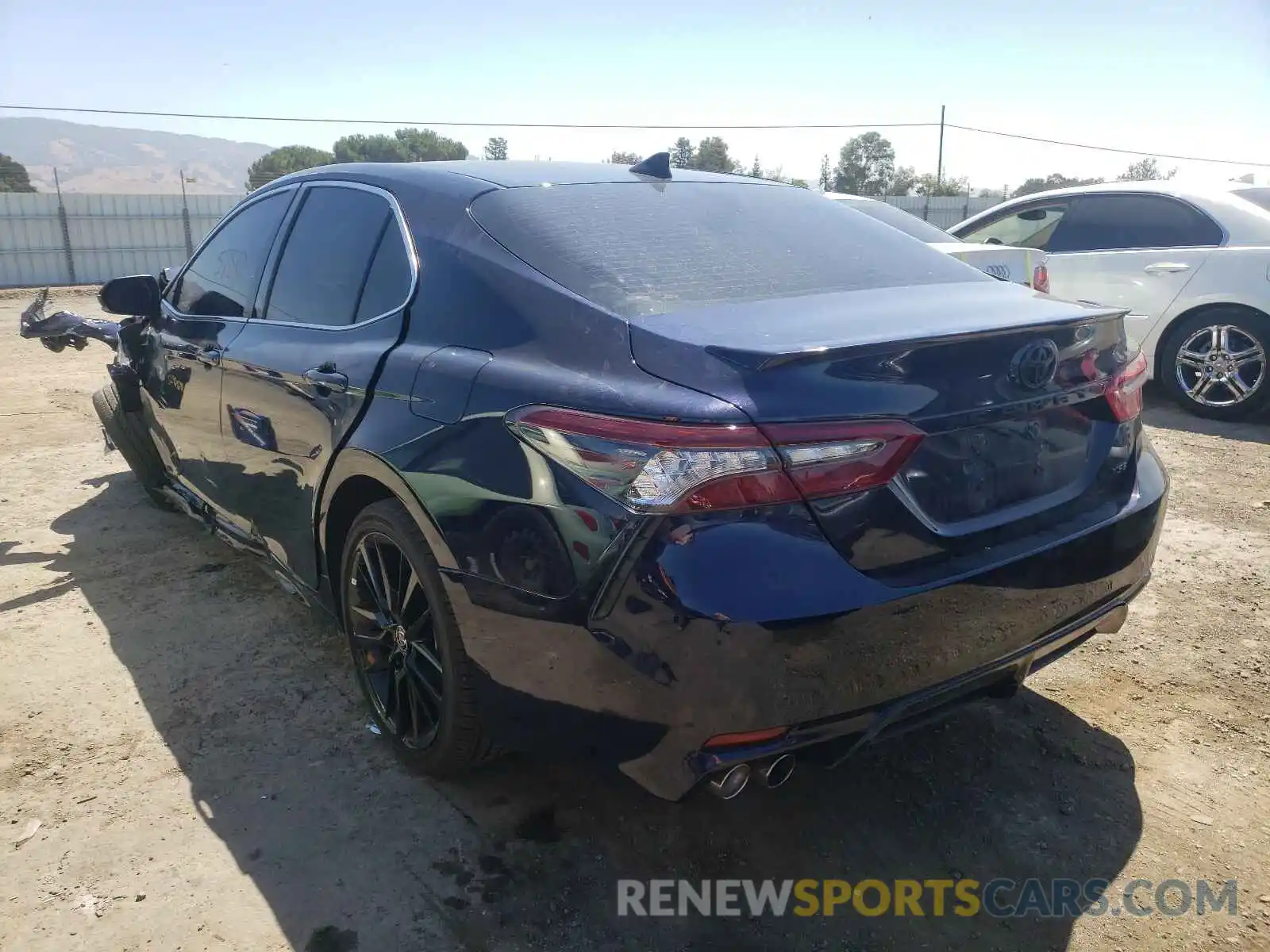 3 Photograph of a damaged car 4T1K61AK7MU543904 TOYOTA CAMRY 2021