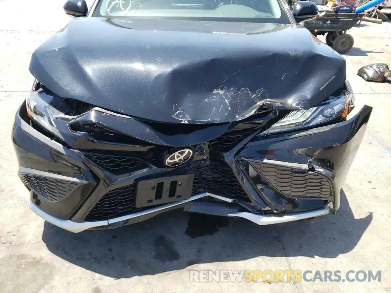 9 Photograph of a damaged car 4T1K61AK7MU547922 TOYOTA CAMRY 2021