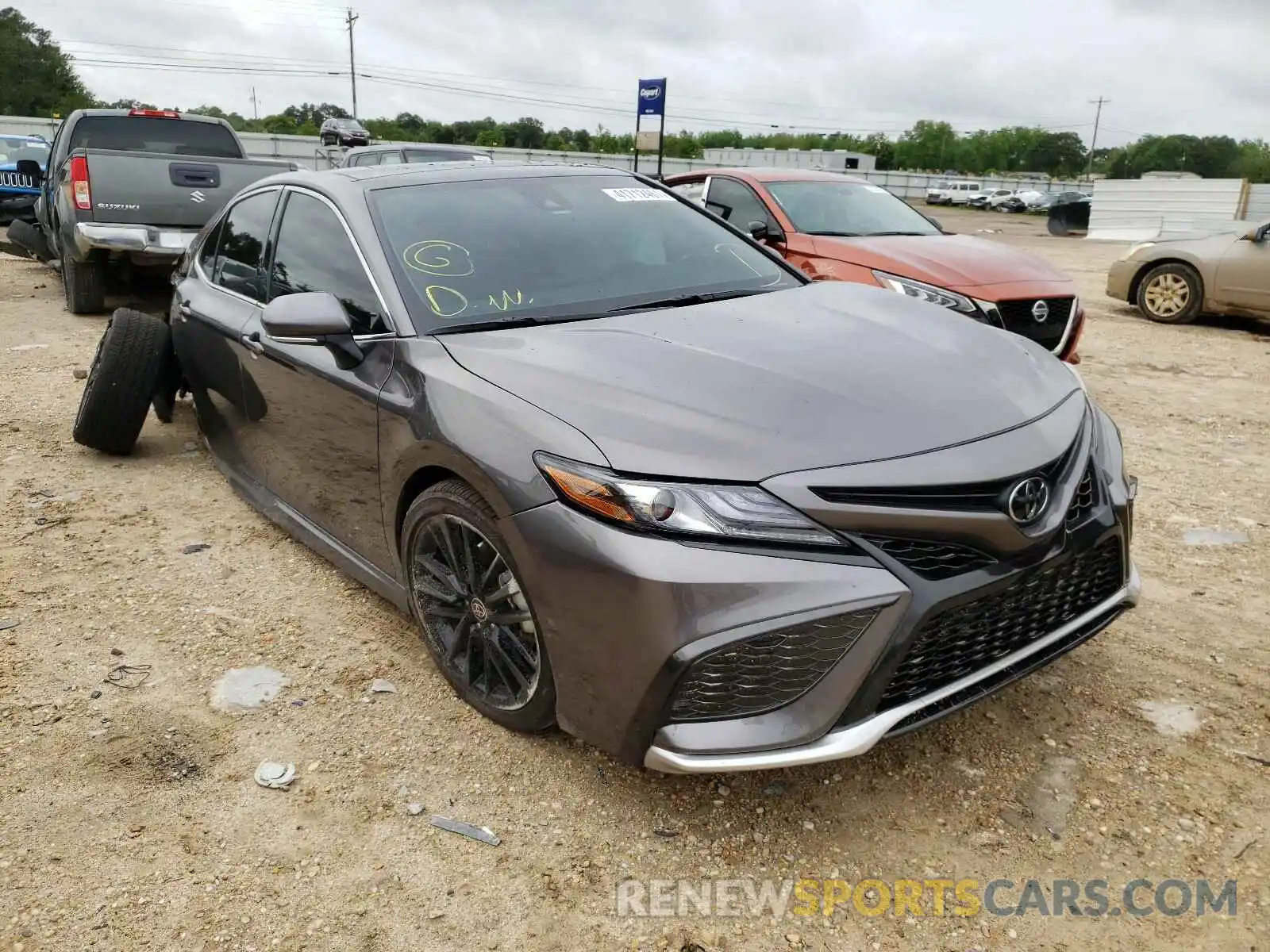 1 Photograph of a damaged car 4T1K61AK7MU550917 TOYOTA CAMRY 2021