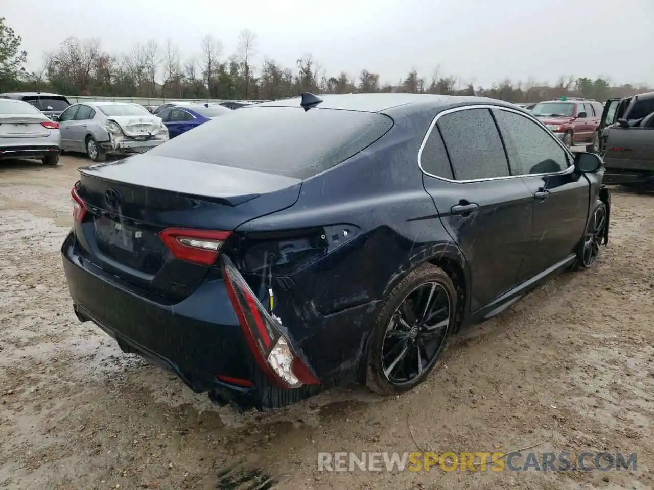 4 Photograph of a damaged car 4T1K61AK7MU613563 TOYOTA CAMRY 2021