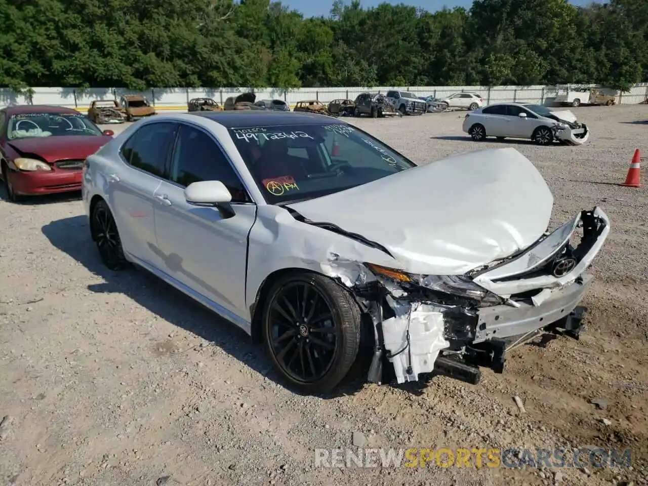 1 Photograph of a damaged car 4T1K61AK8MU403506 TOYOTA CAMRY 2021