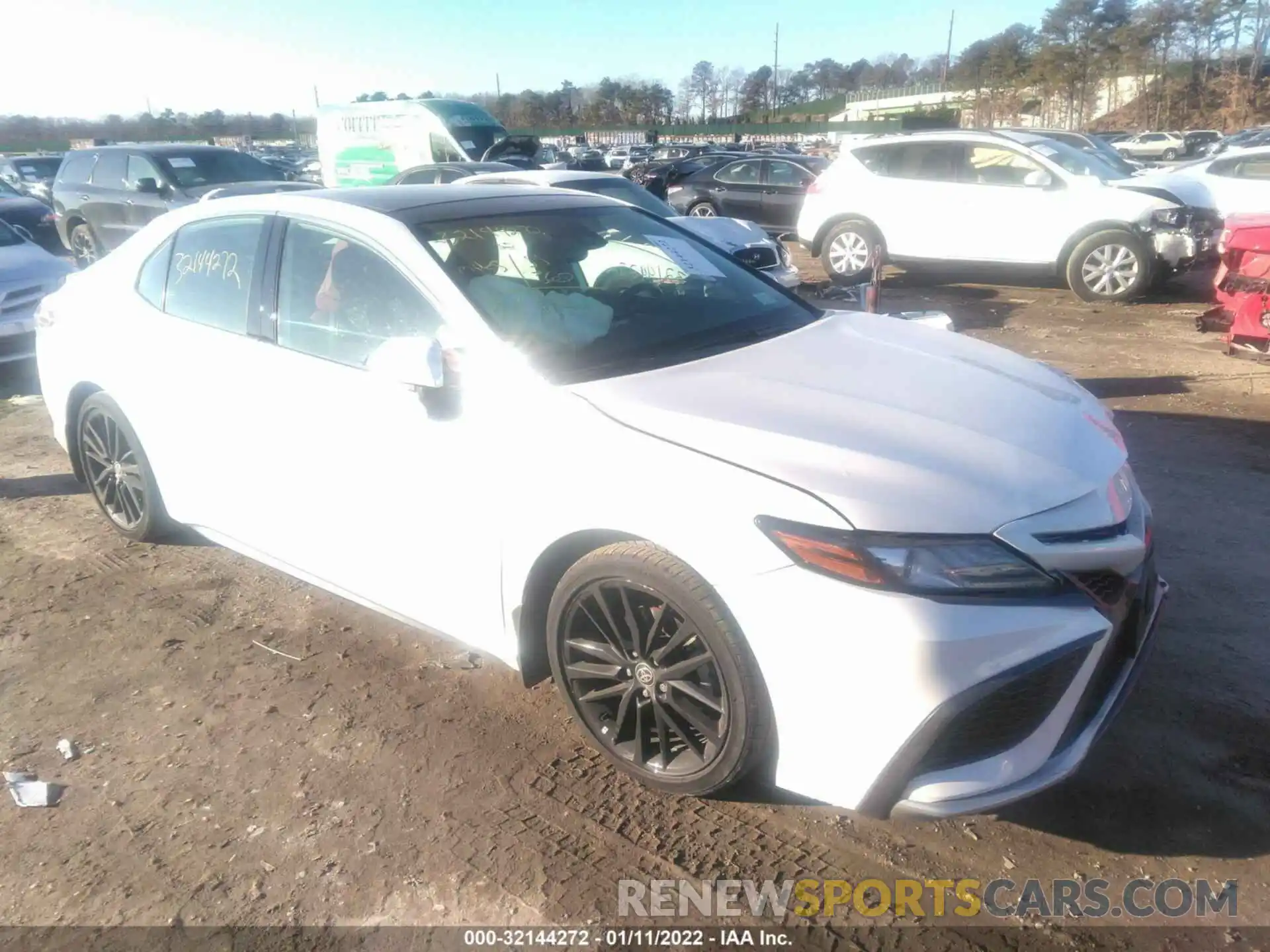 1 Photograph of a damaged car 4T1K61AK8MU416353 TOYOTA CAMRY 2021