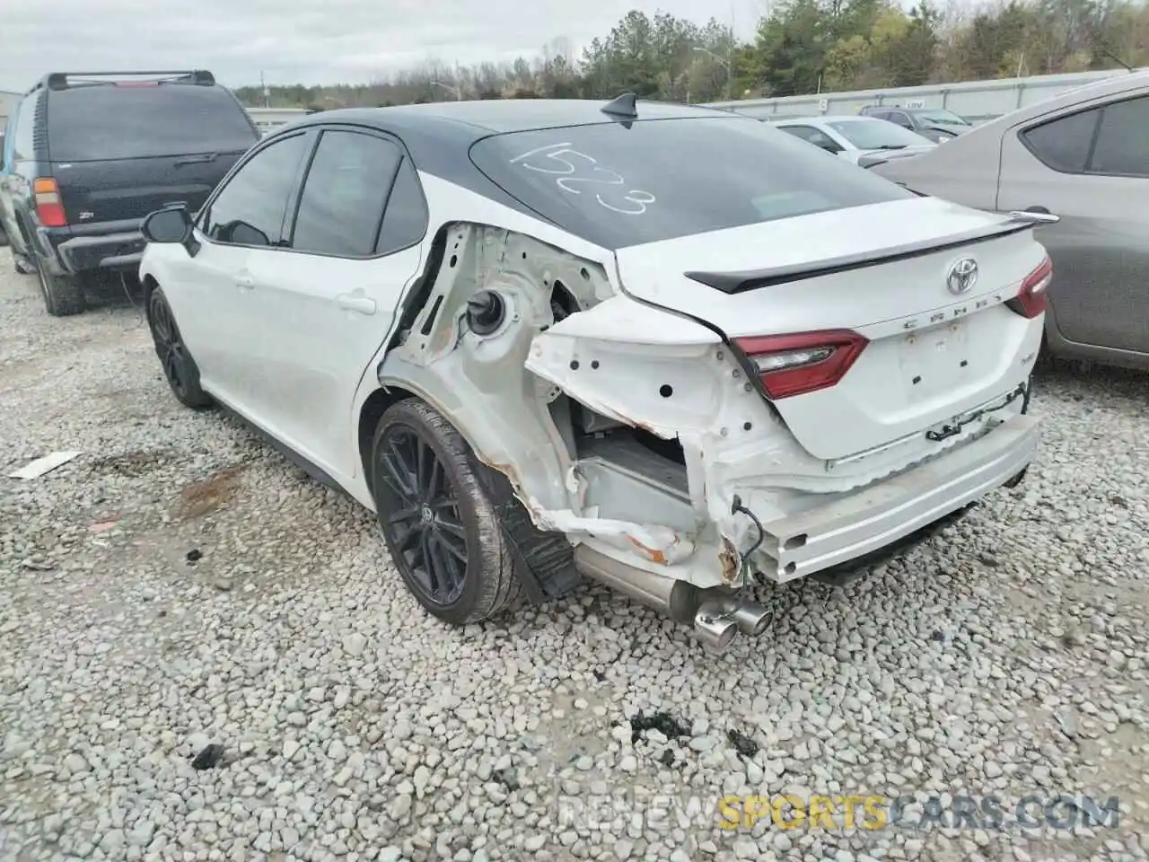 3 Photograph of a damaged car 4T1K61AK8MU425053 TOYOTA CAMRY 2021