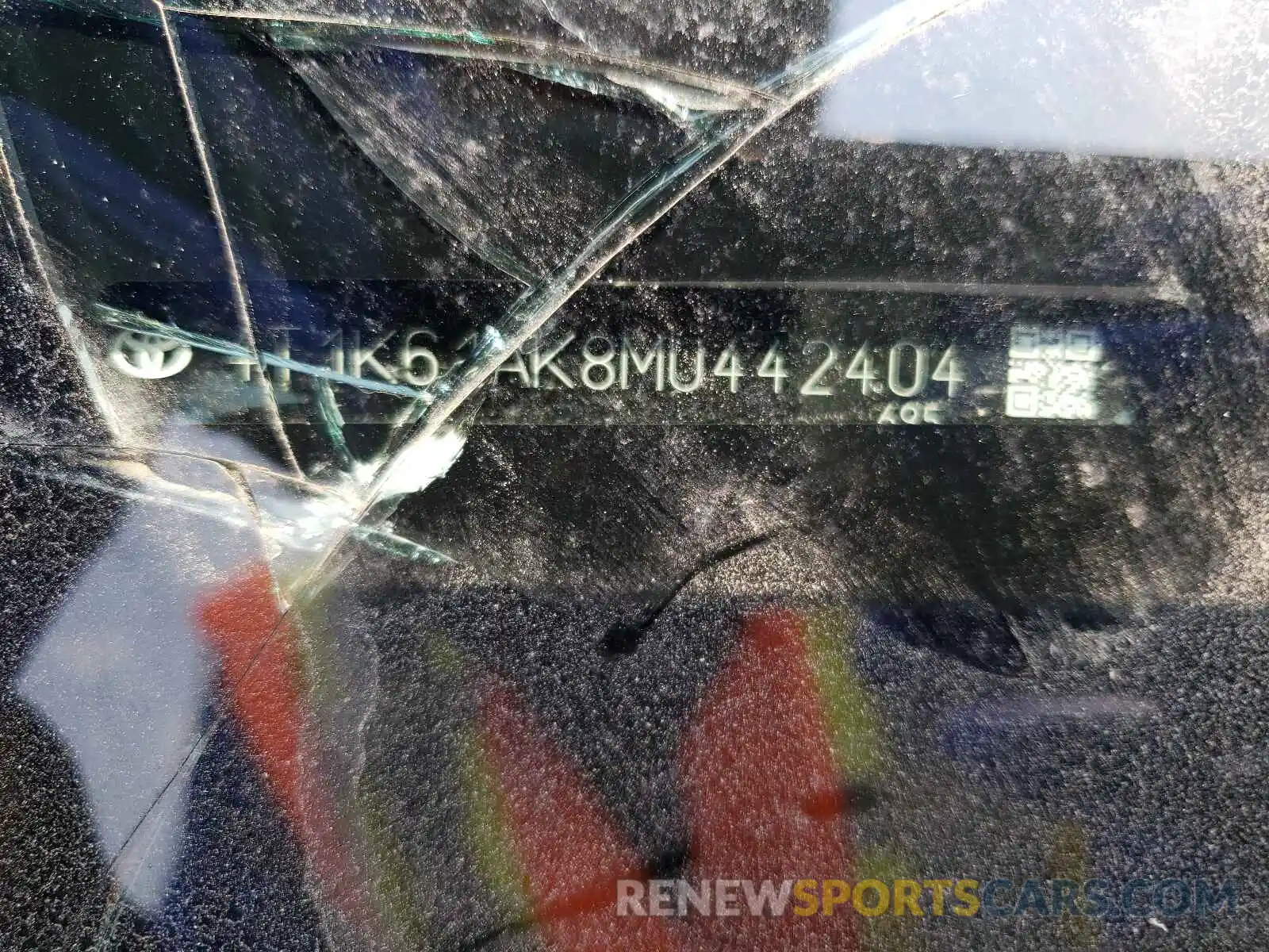 10 Photograph of a damaged car 4T1K61AK8MU442404 TOYOTA CAMRY 2021