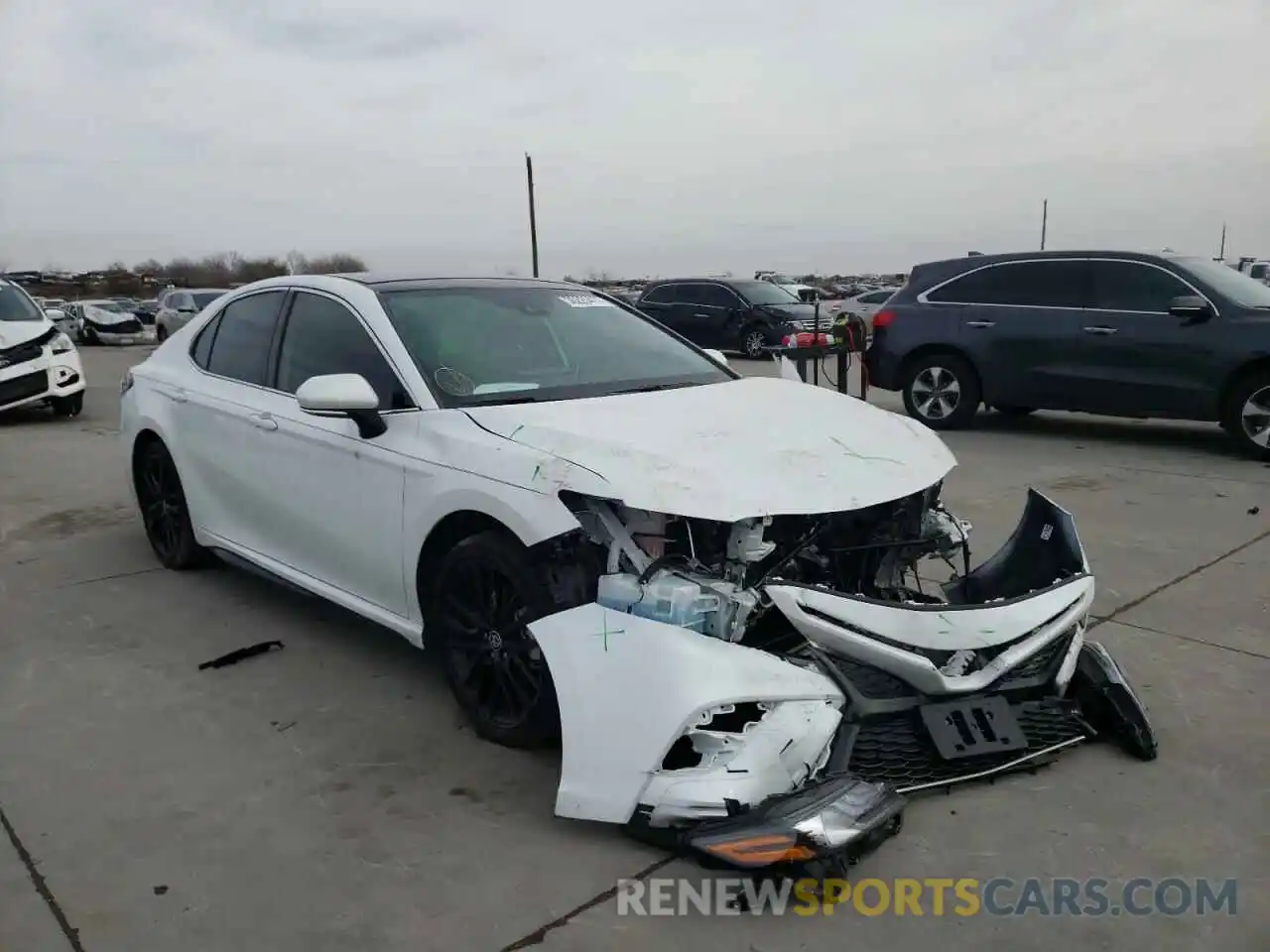 1 Photograph of a damaged car 4T1K61AK8MU485978 TOYOTA CAMRY 2021