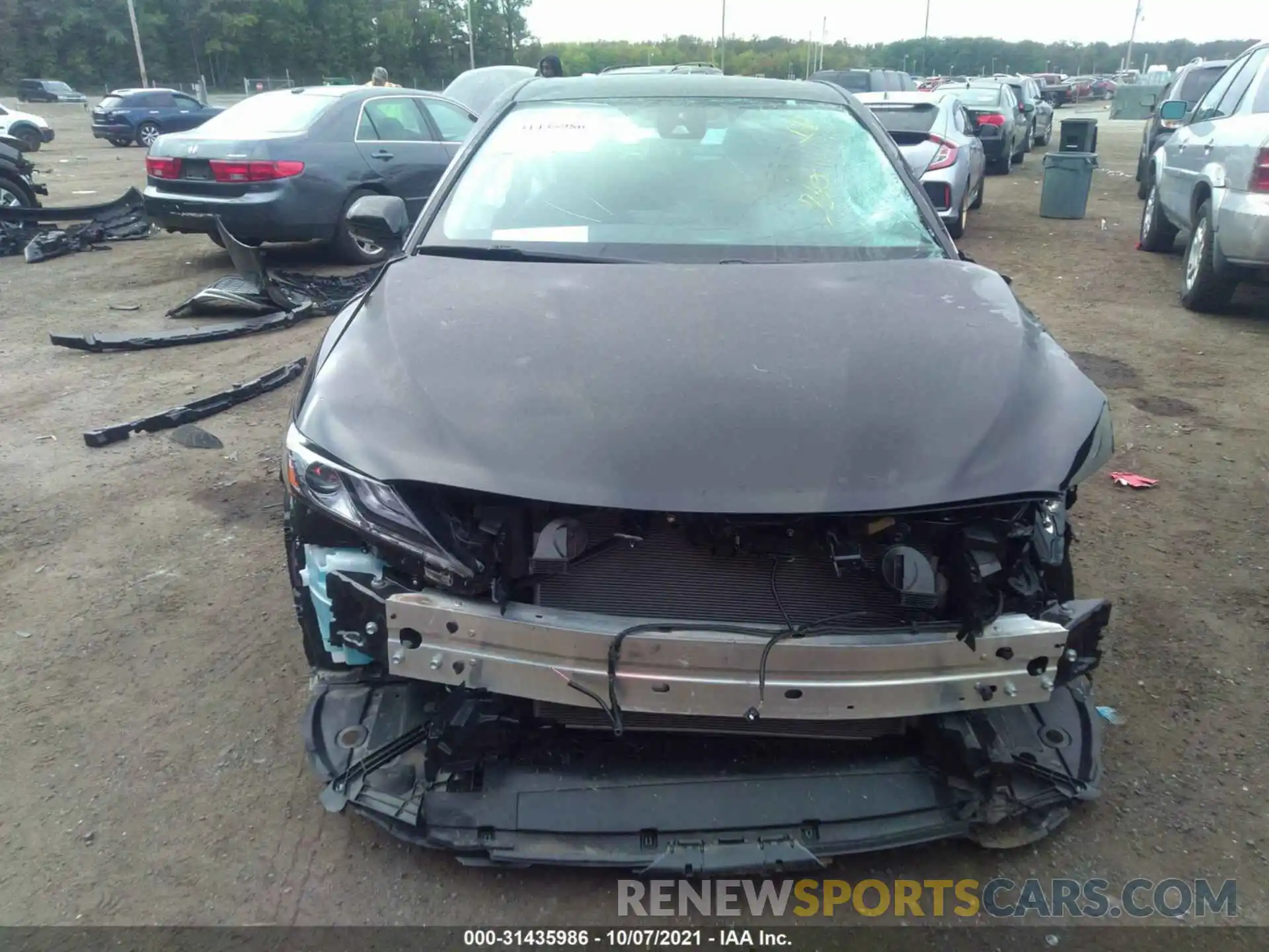 10 Photograph of a damaged car 4T1K61AK8MU525525 TOYOTA CAMRY 2021